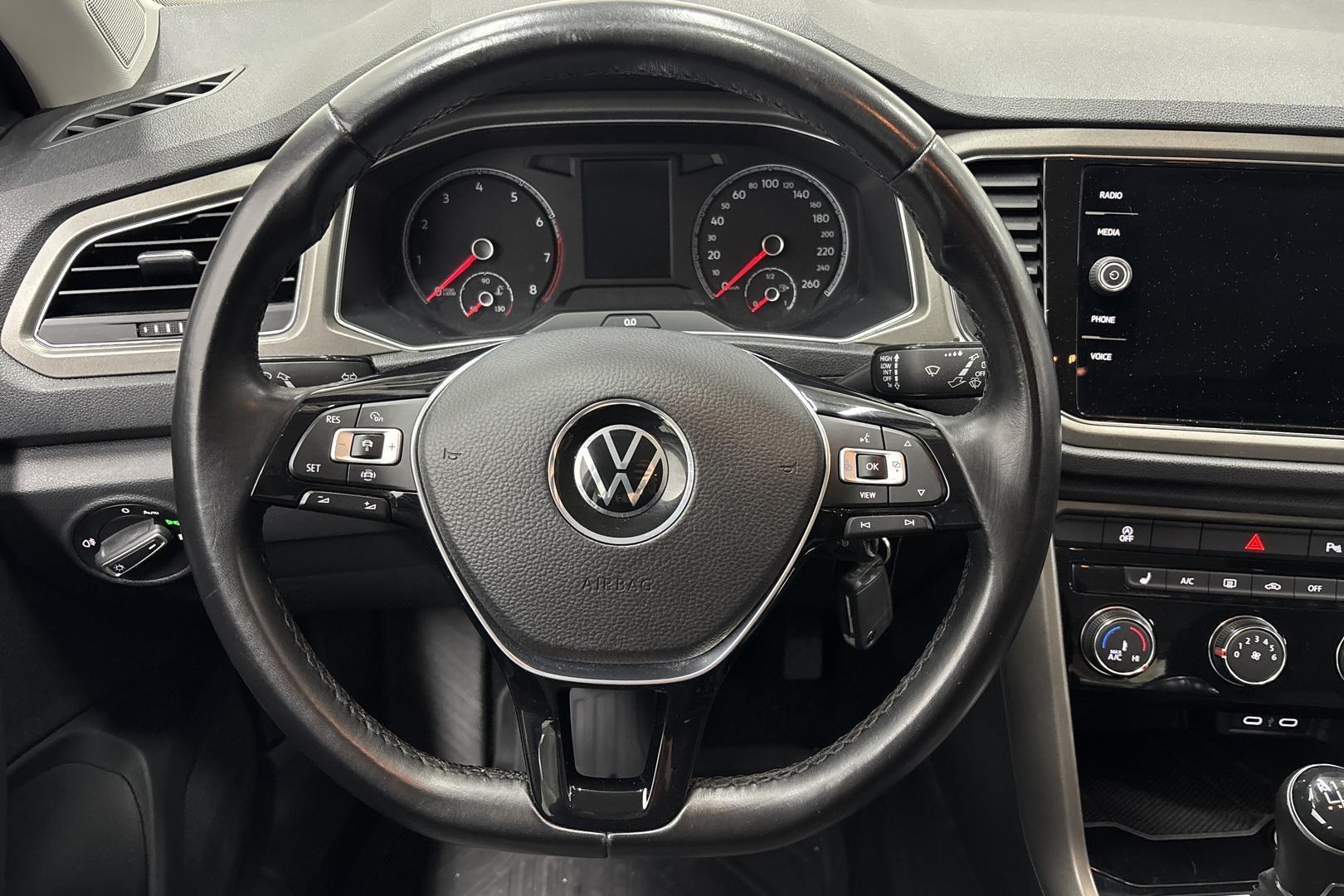 VOLKSWAGEN T-Roc 2021
