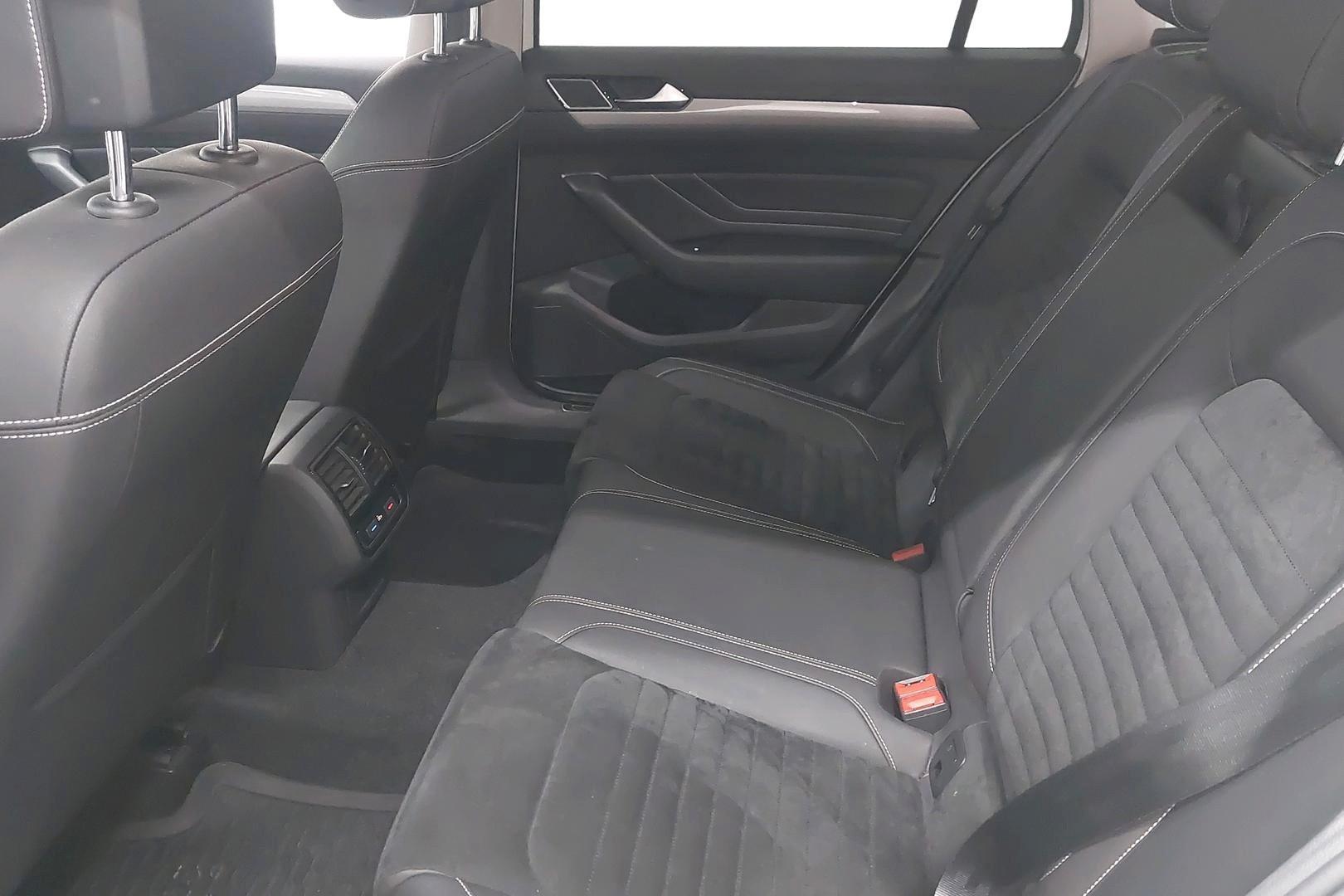 Volkswagen Passat 2021