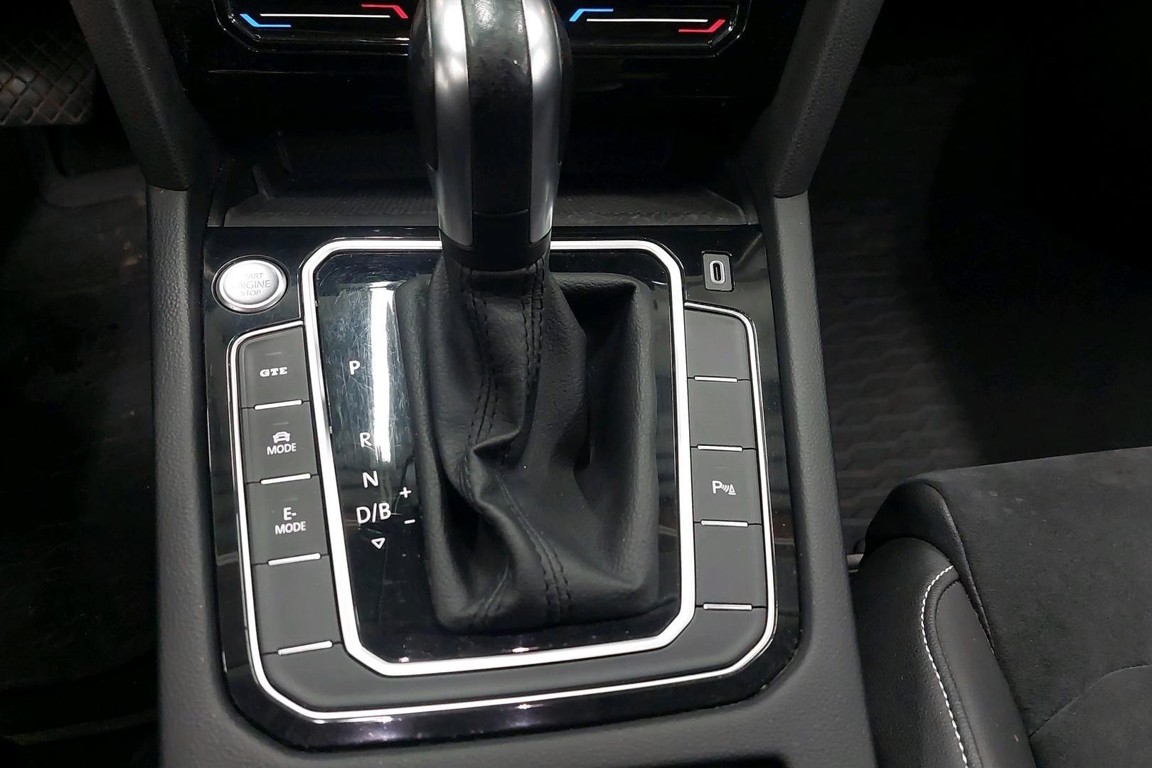 Volkswagen Passat 2021