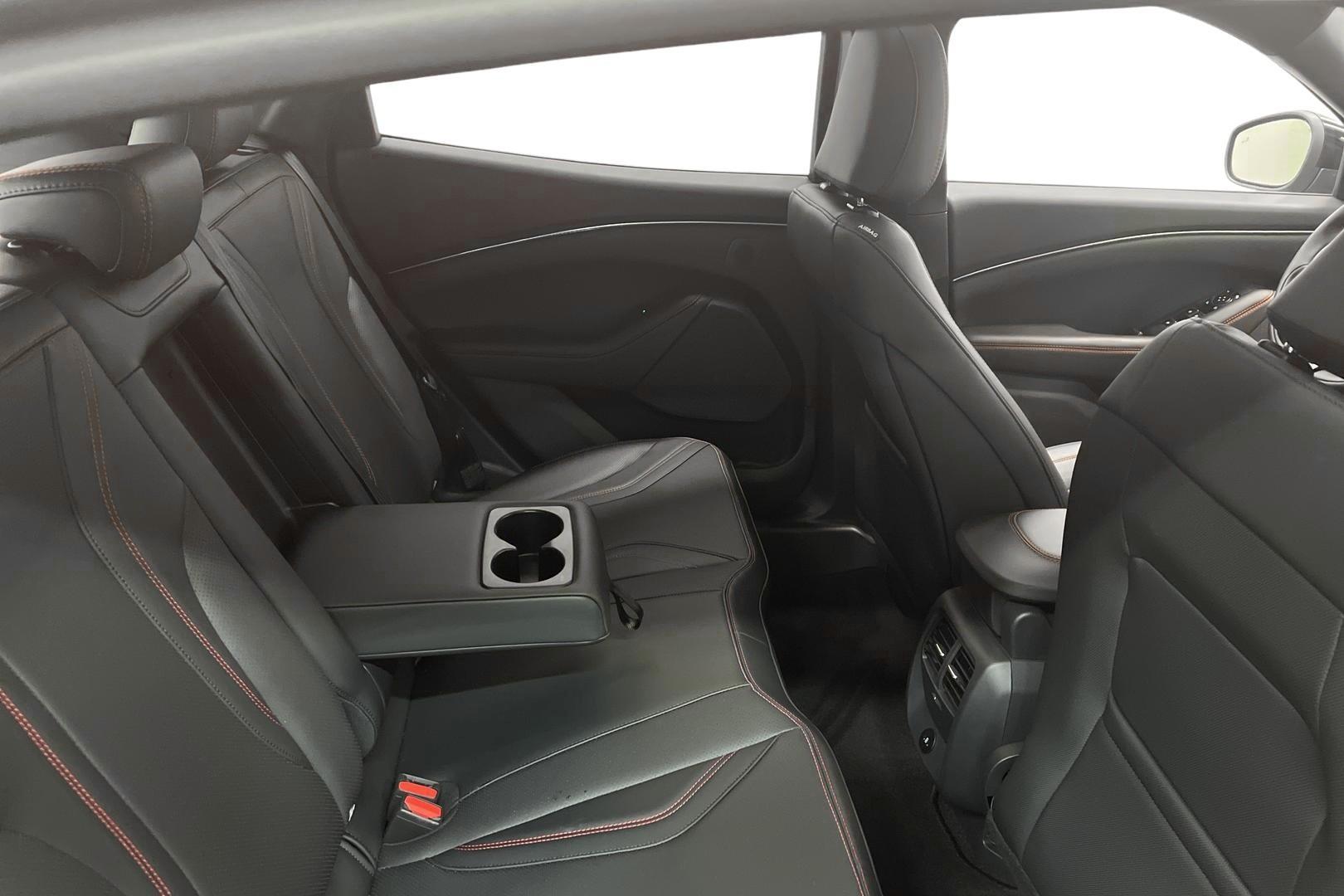 Ford Mustang Mach-E 2025