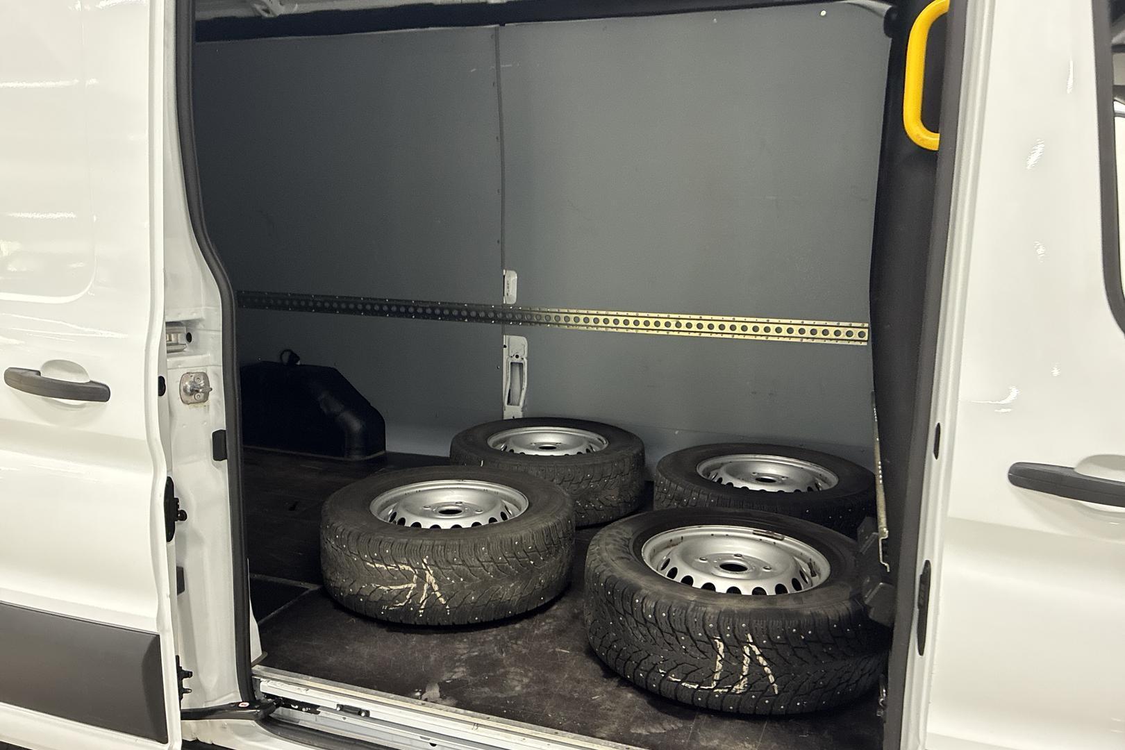 Ford Transit 10