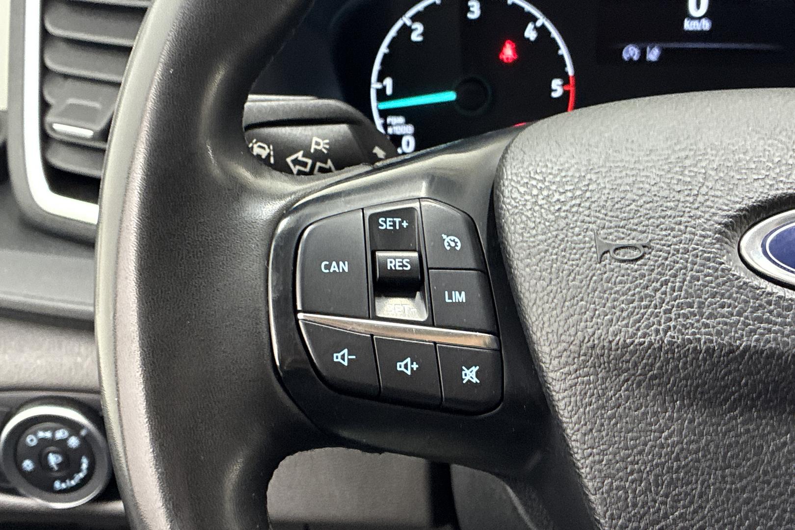 Ford Transit 14