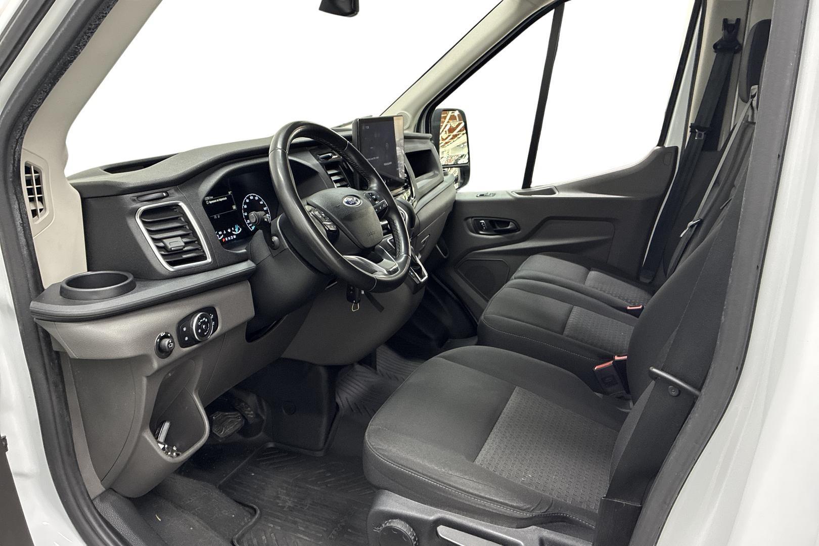 Ford Transit 7