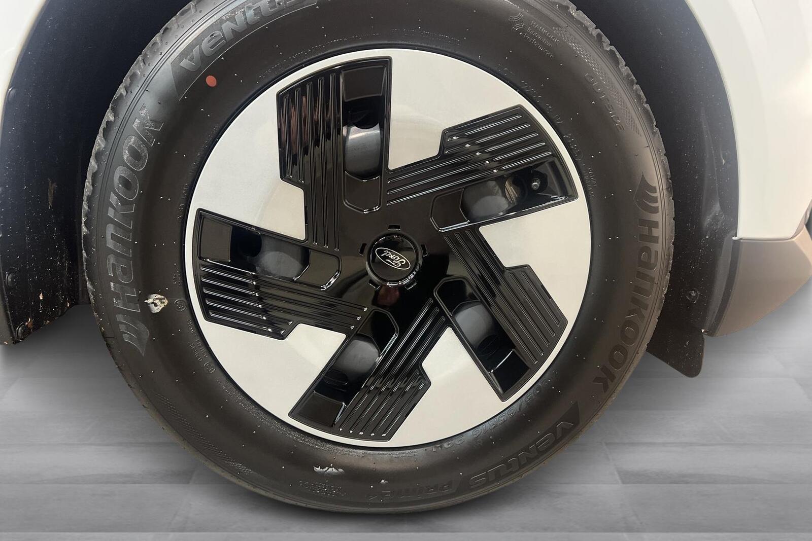 Ford Transit Courier 2025