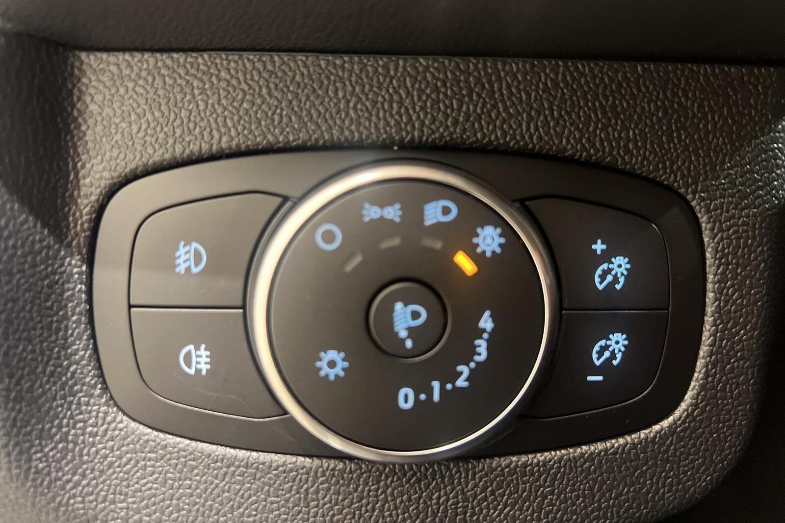 Ford Transit Courier 2025