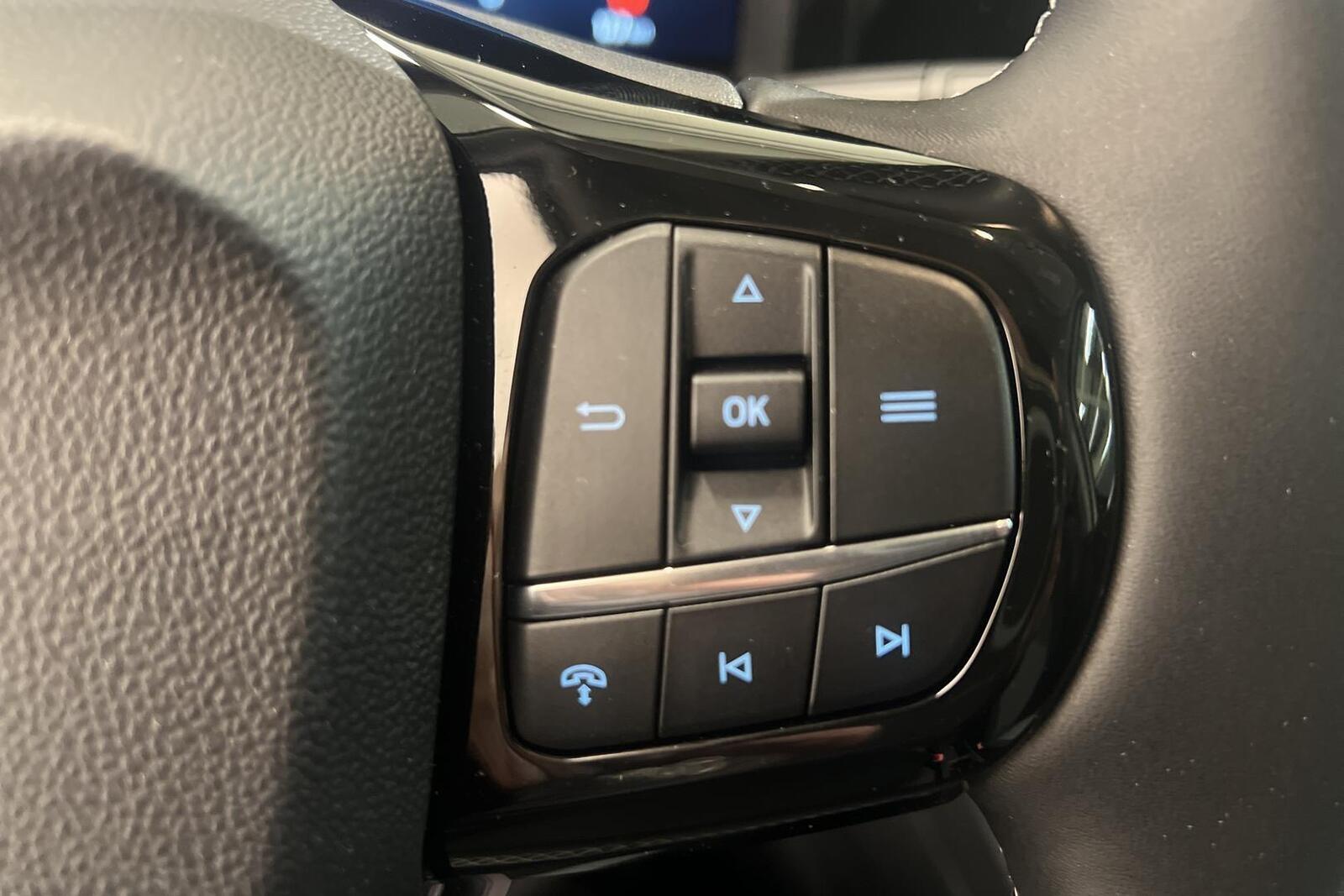 Ford Transit Courier 2025