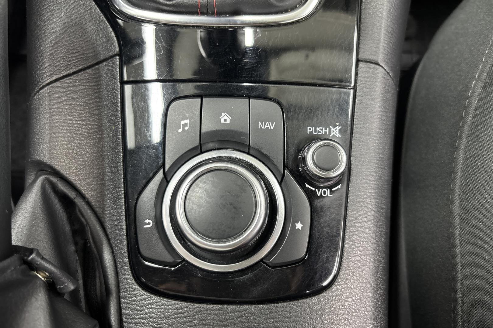 MAZDA Mazda3 2016