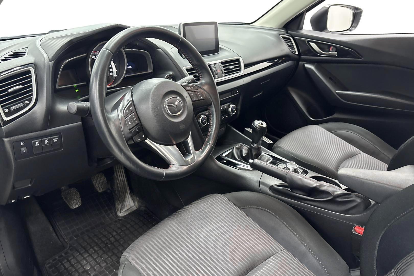 MAZDA Mazda3 2016