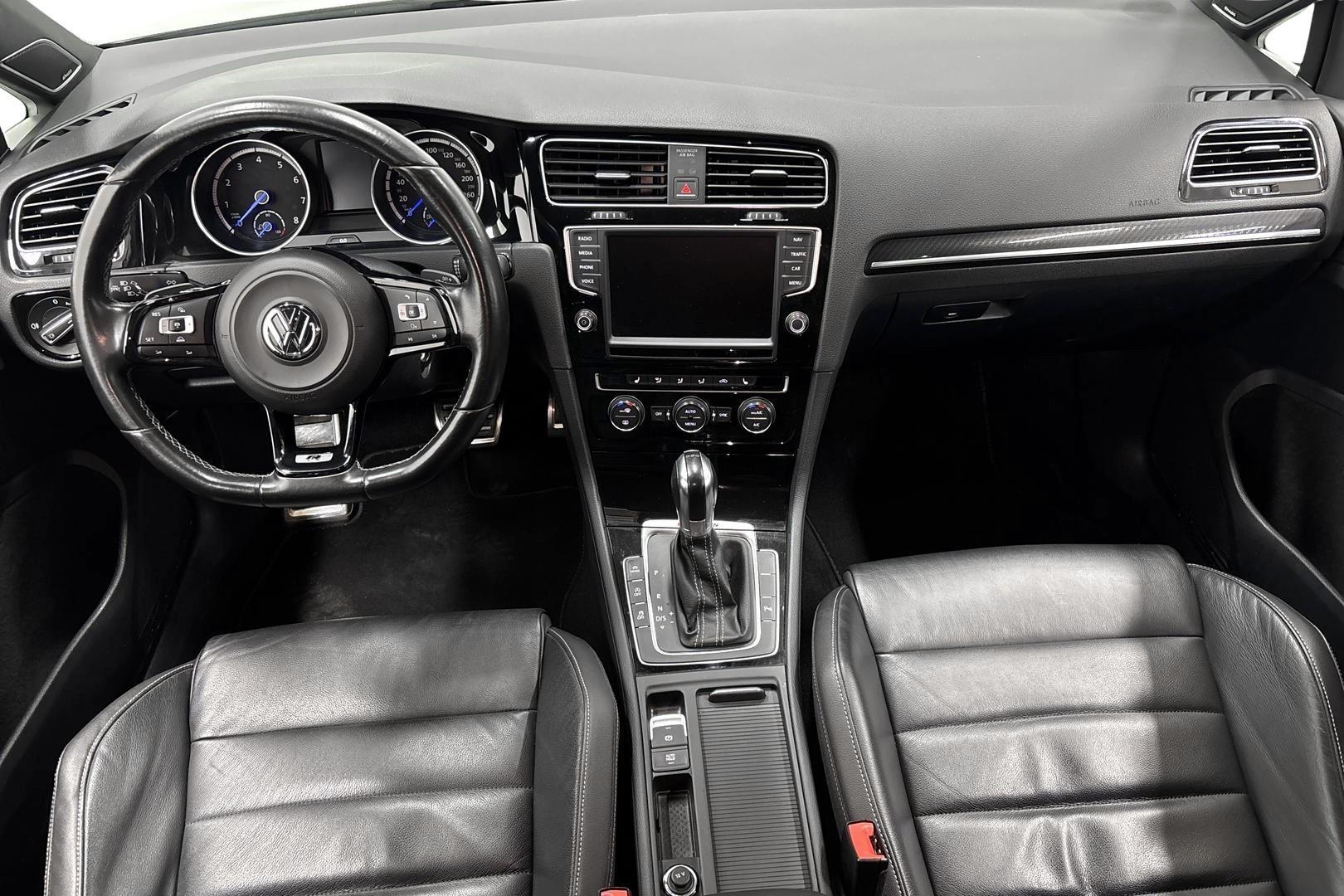 Volkswagen Golf 2016
