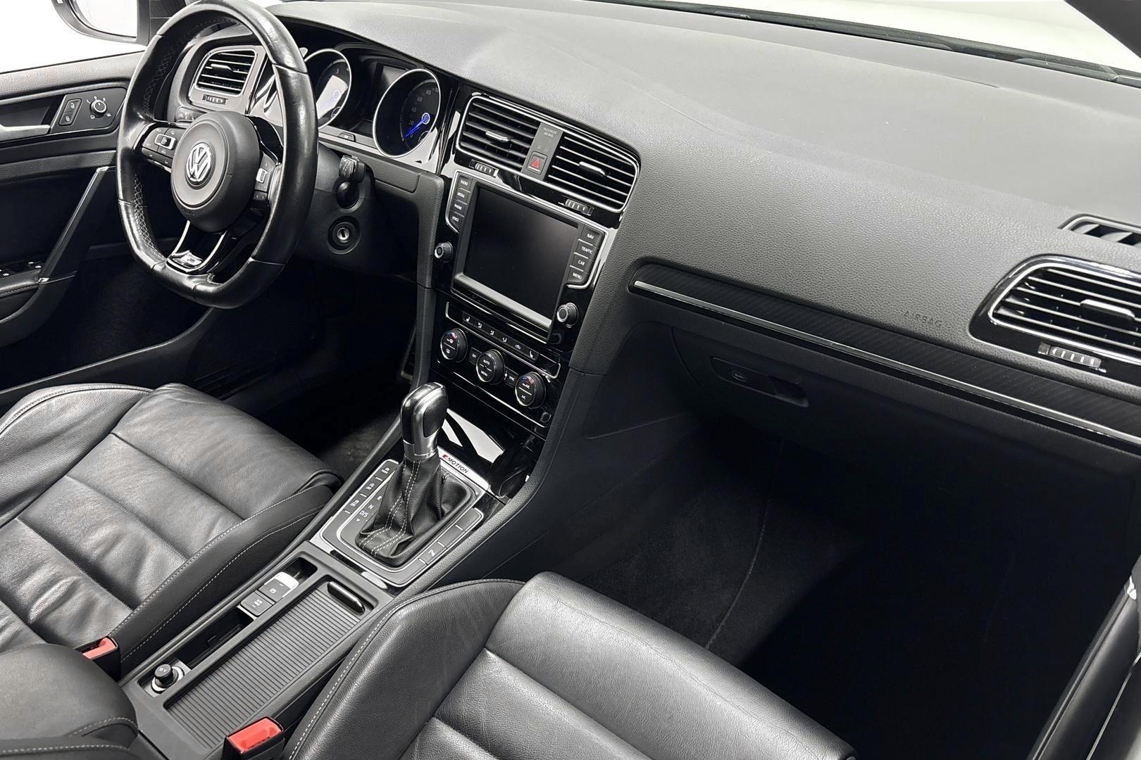 Volkswagen Golf 2016