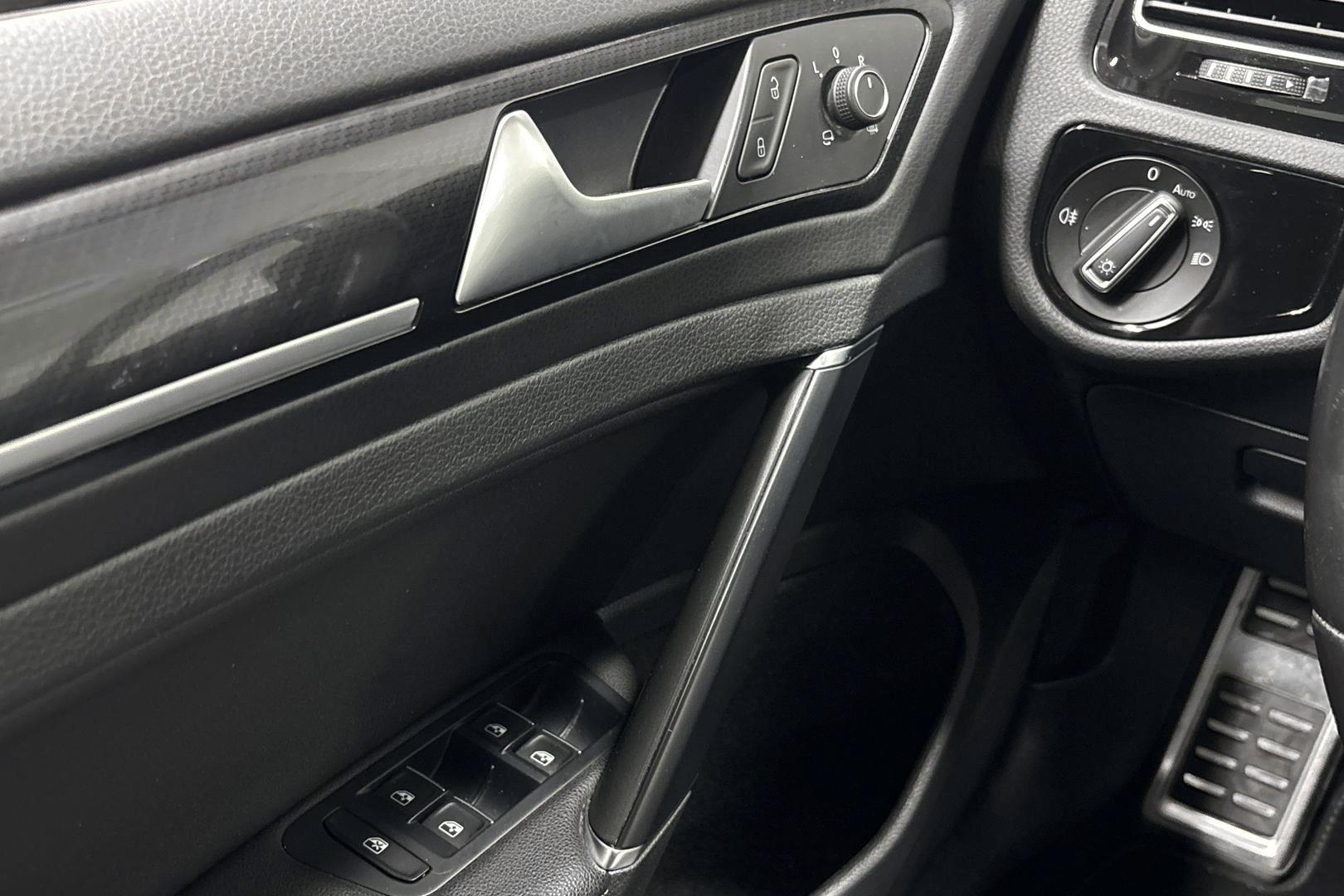 Volkswagen Golf 2016