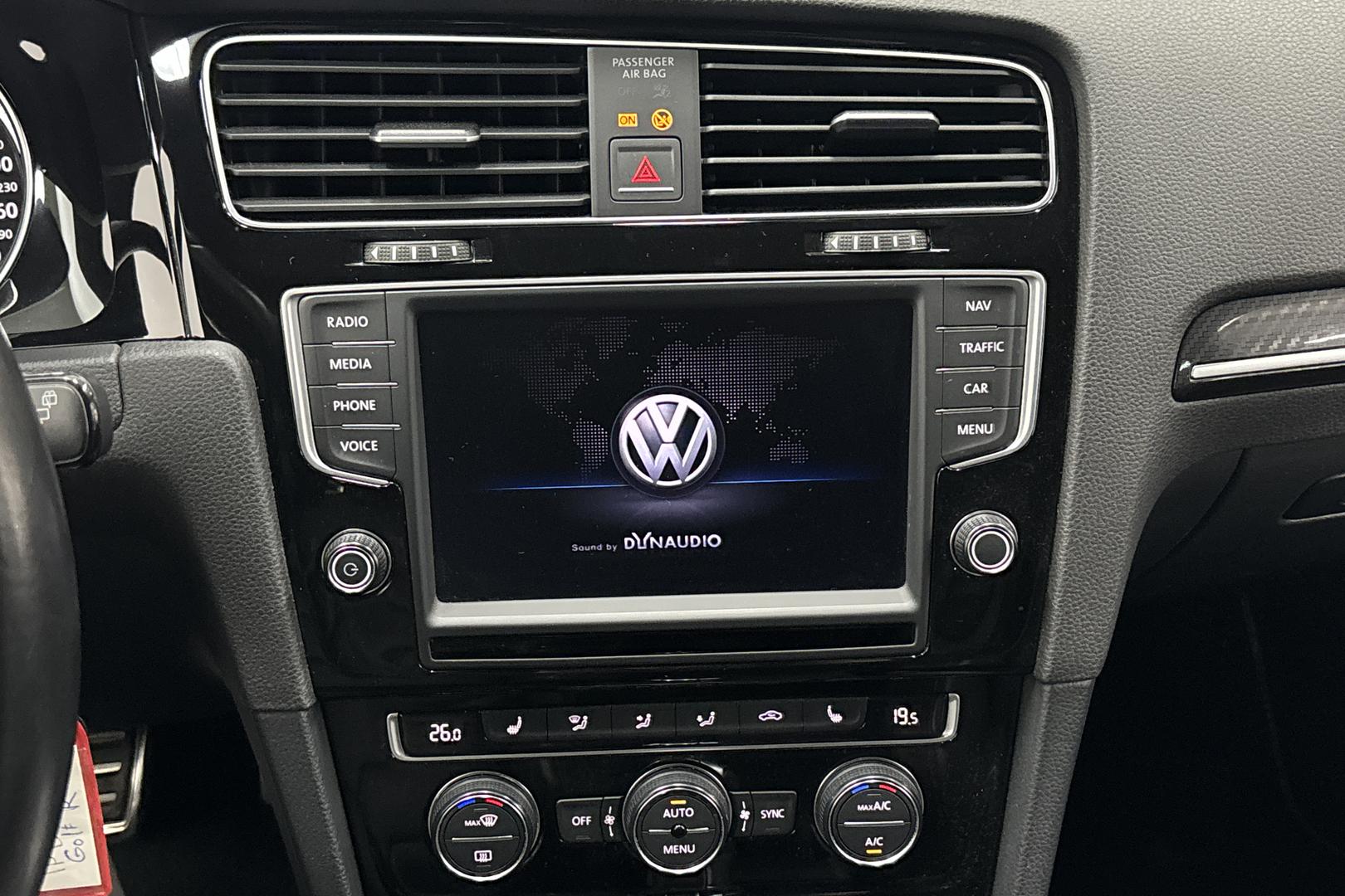 Volkswagen Golf 2016