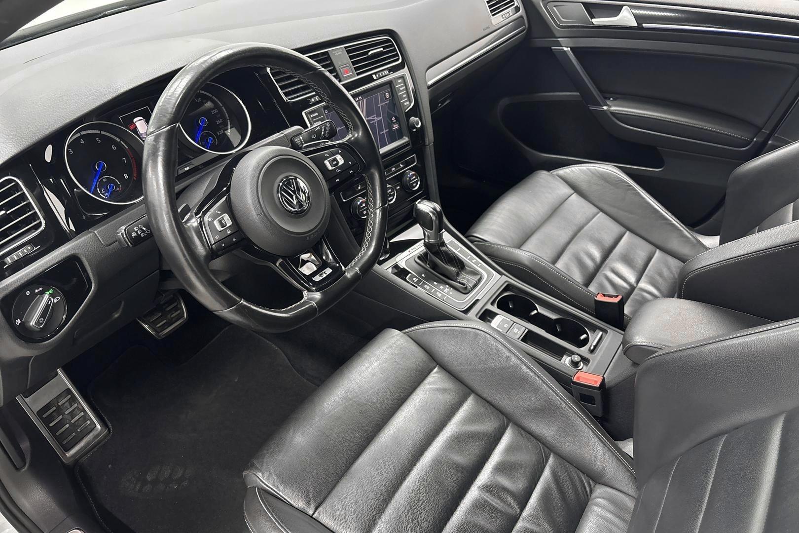 Volkswagen Golf 2016