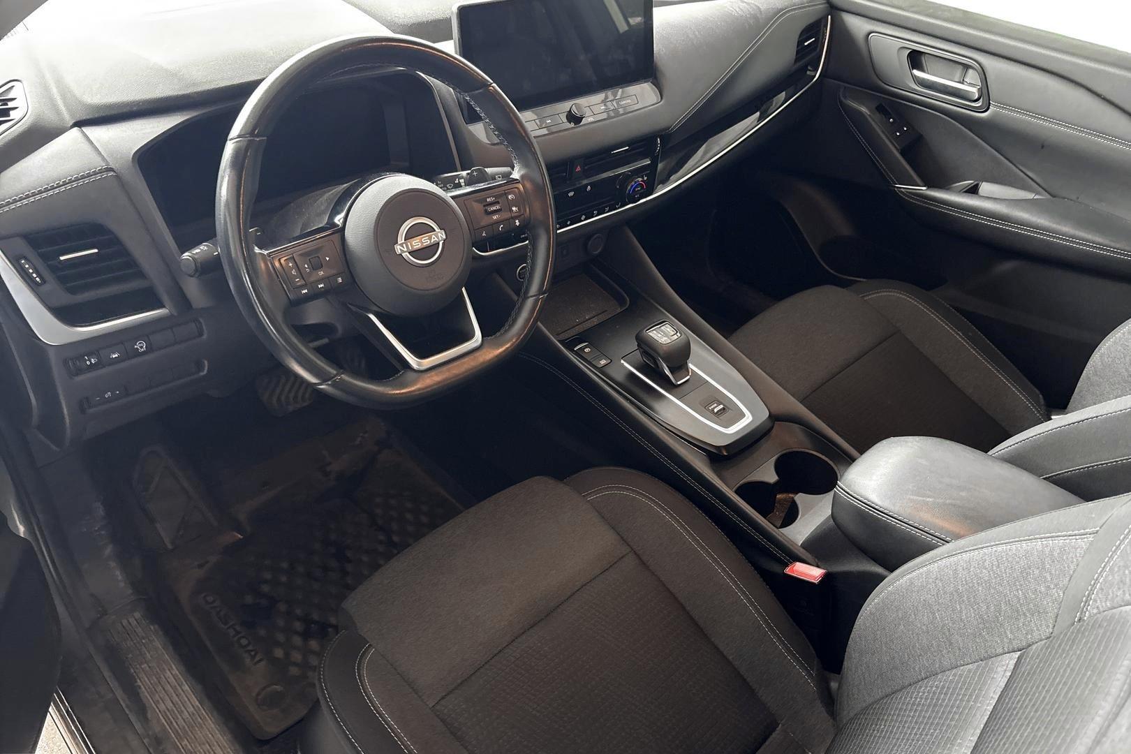 NISSAN Qashqai 2022
