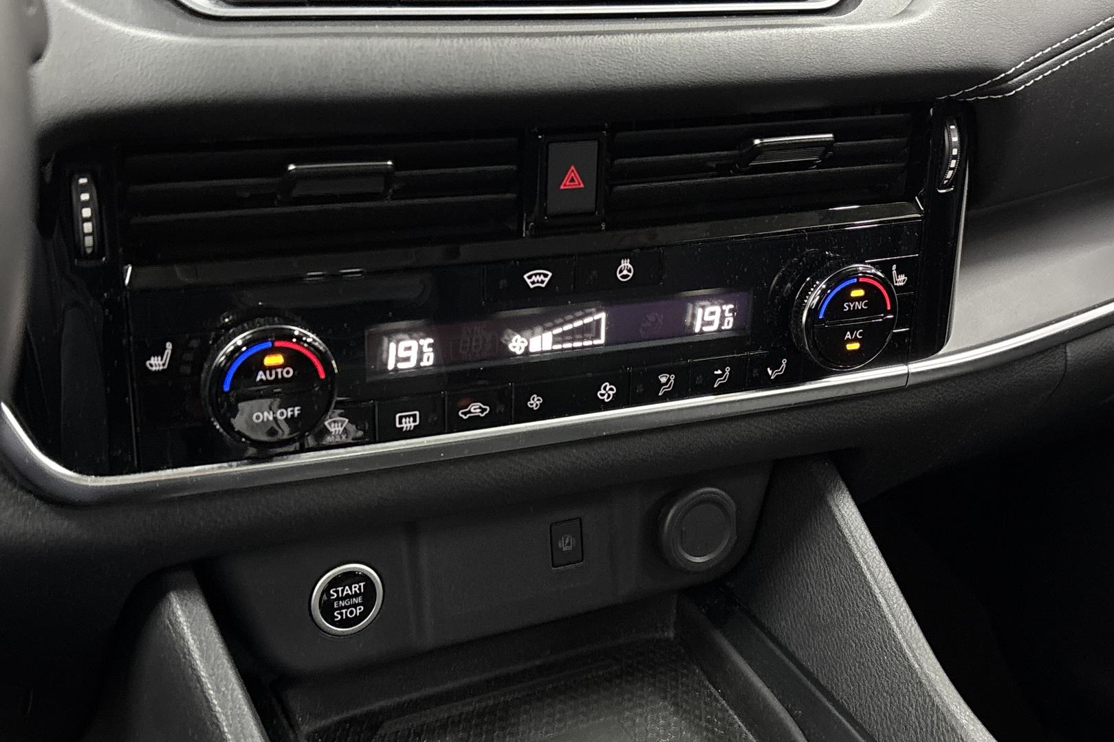 NISSAN Qashqai 2023