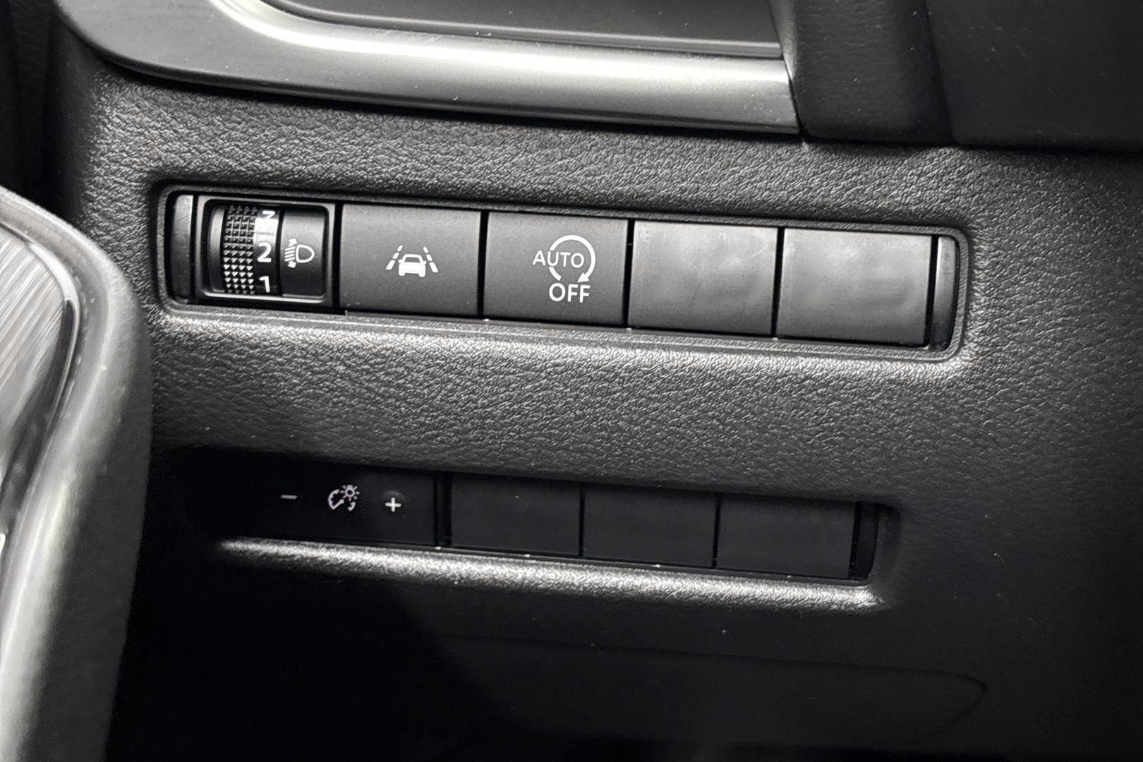 NISSAN Qashqai 2023