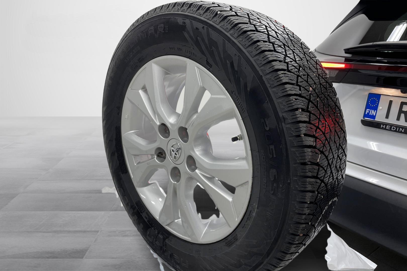 TOYOTA Yaris Cross 2023