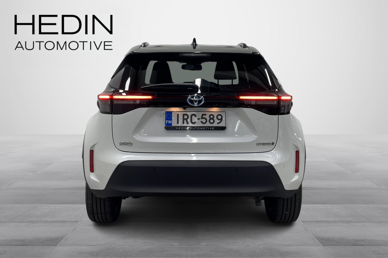 TOYOTA Yaris Cross 2023