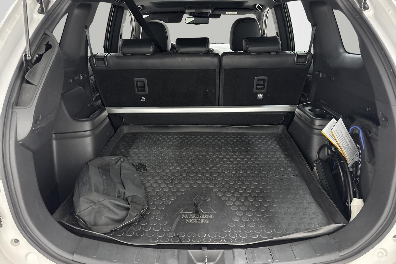 Mitsubishi Outlander PHEV 2021