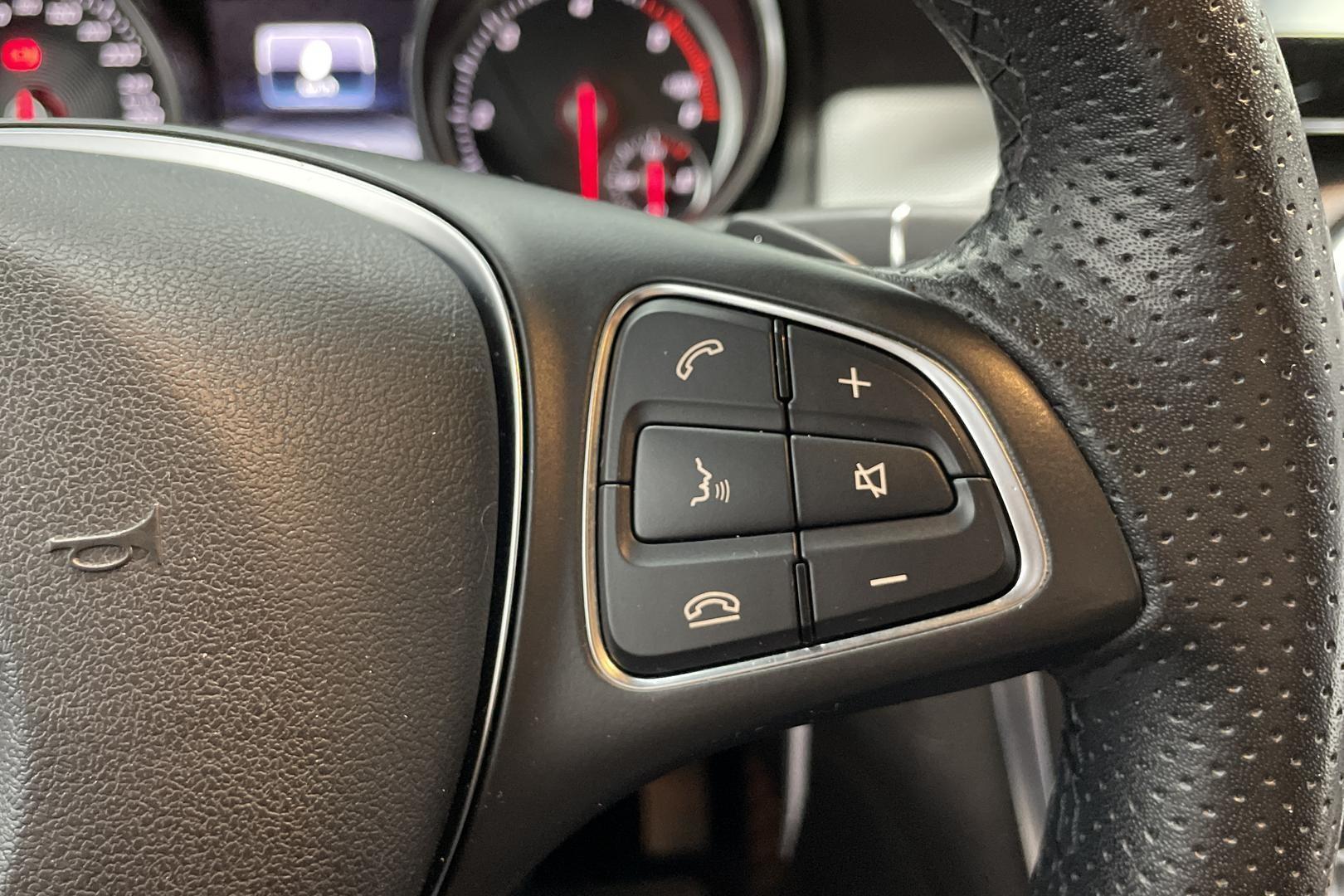 Mercedes-Benz CLA 2017