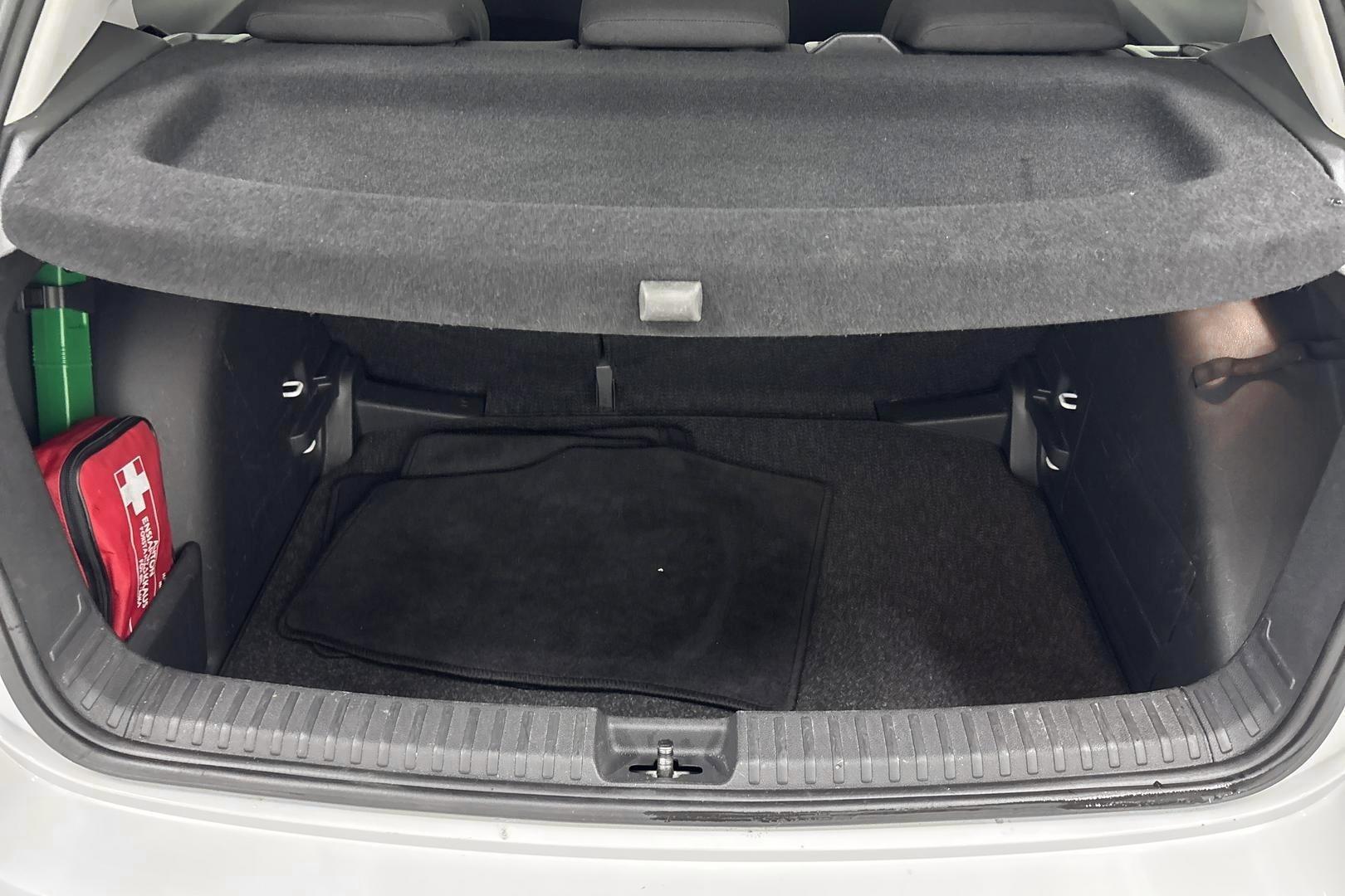 Skoda Fabia 12