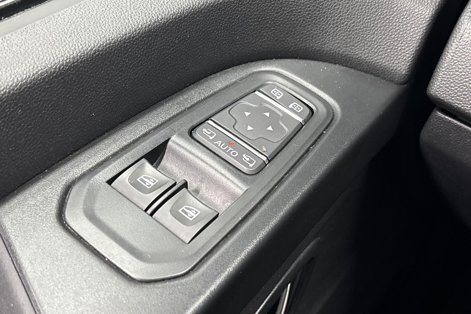 NISSAN PRIMASTAR 2023