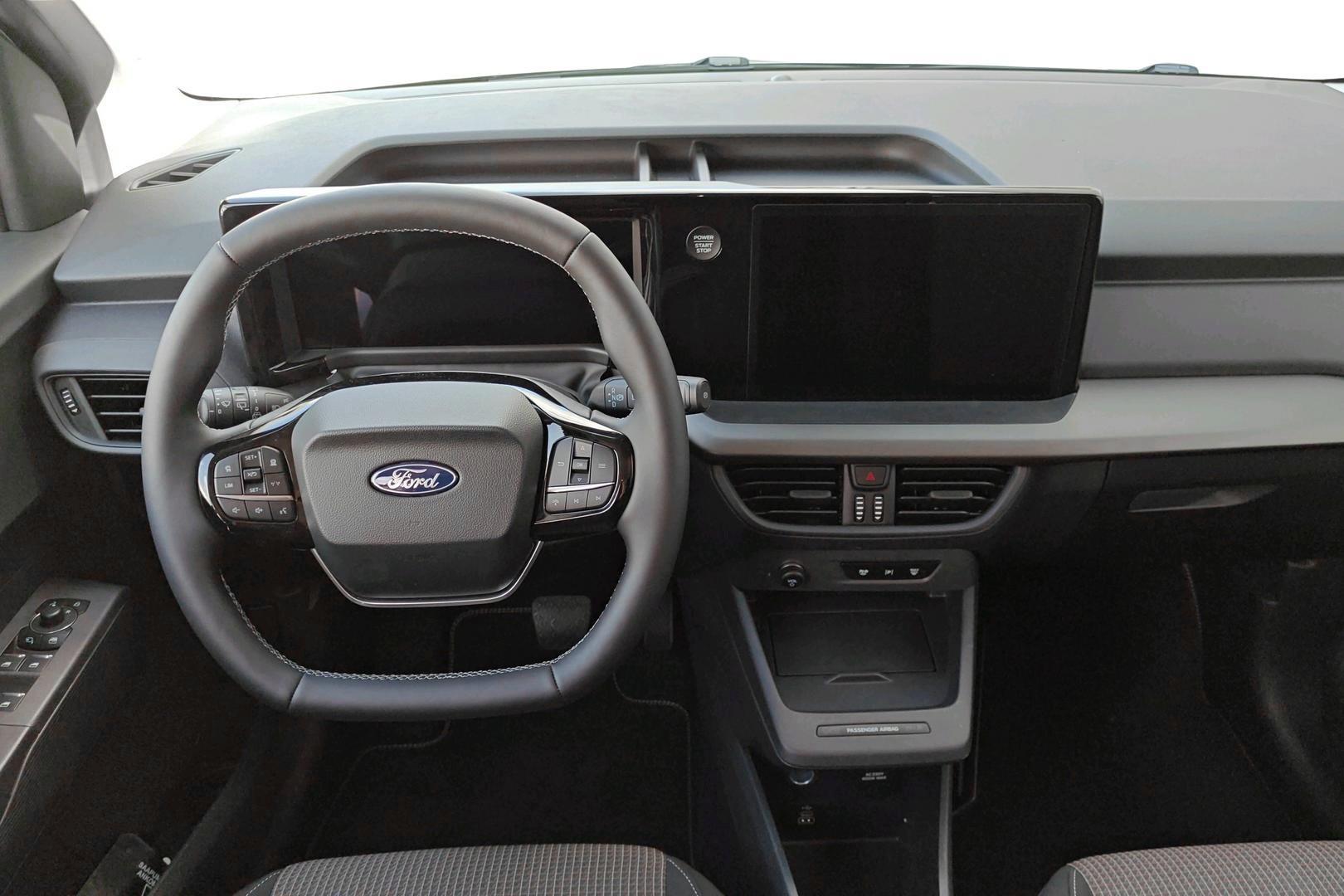 Ford Tourneo Courier 2025