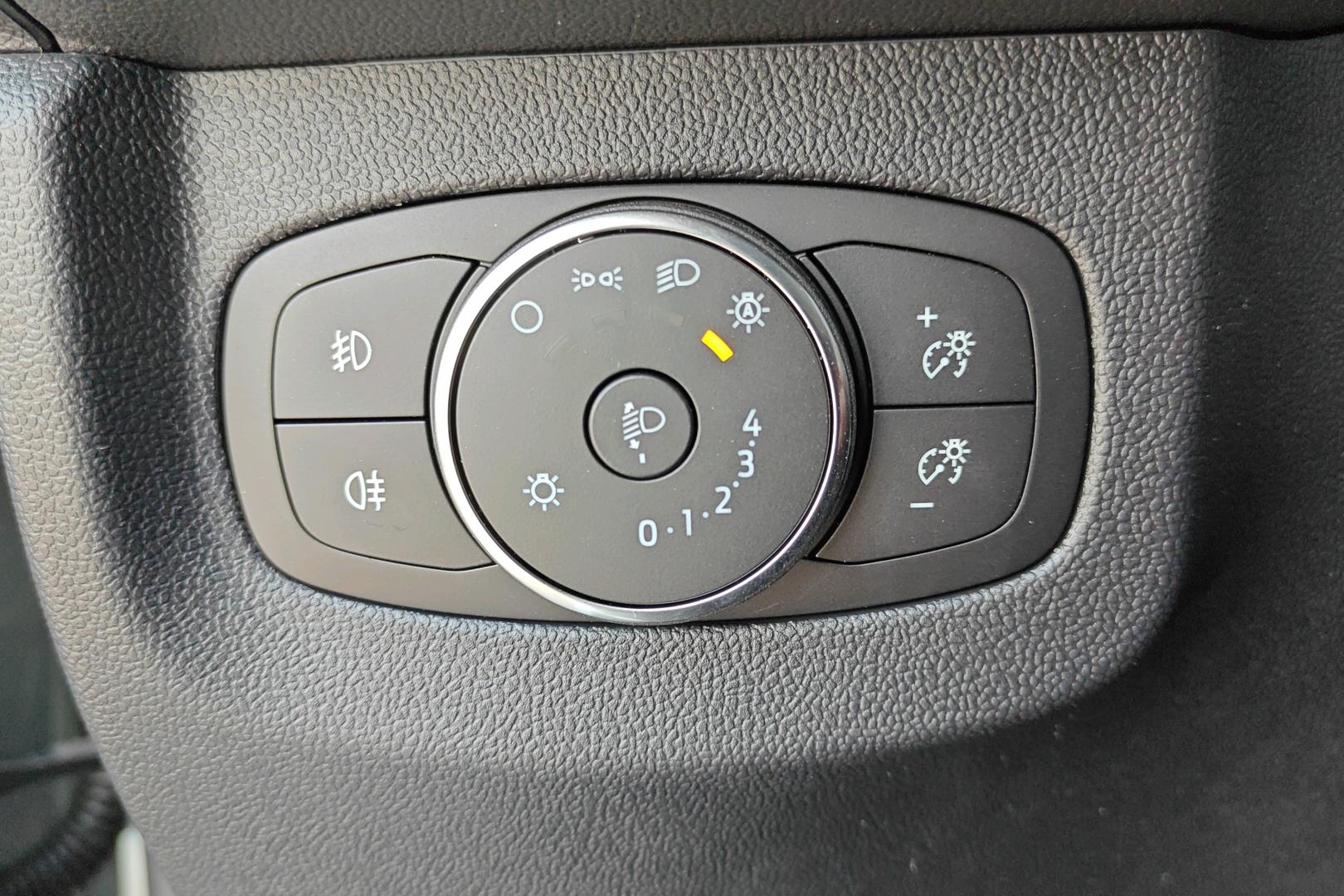 Ford Tourneo Courier 2025