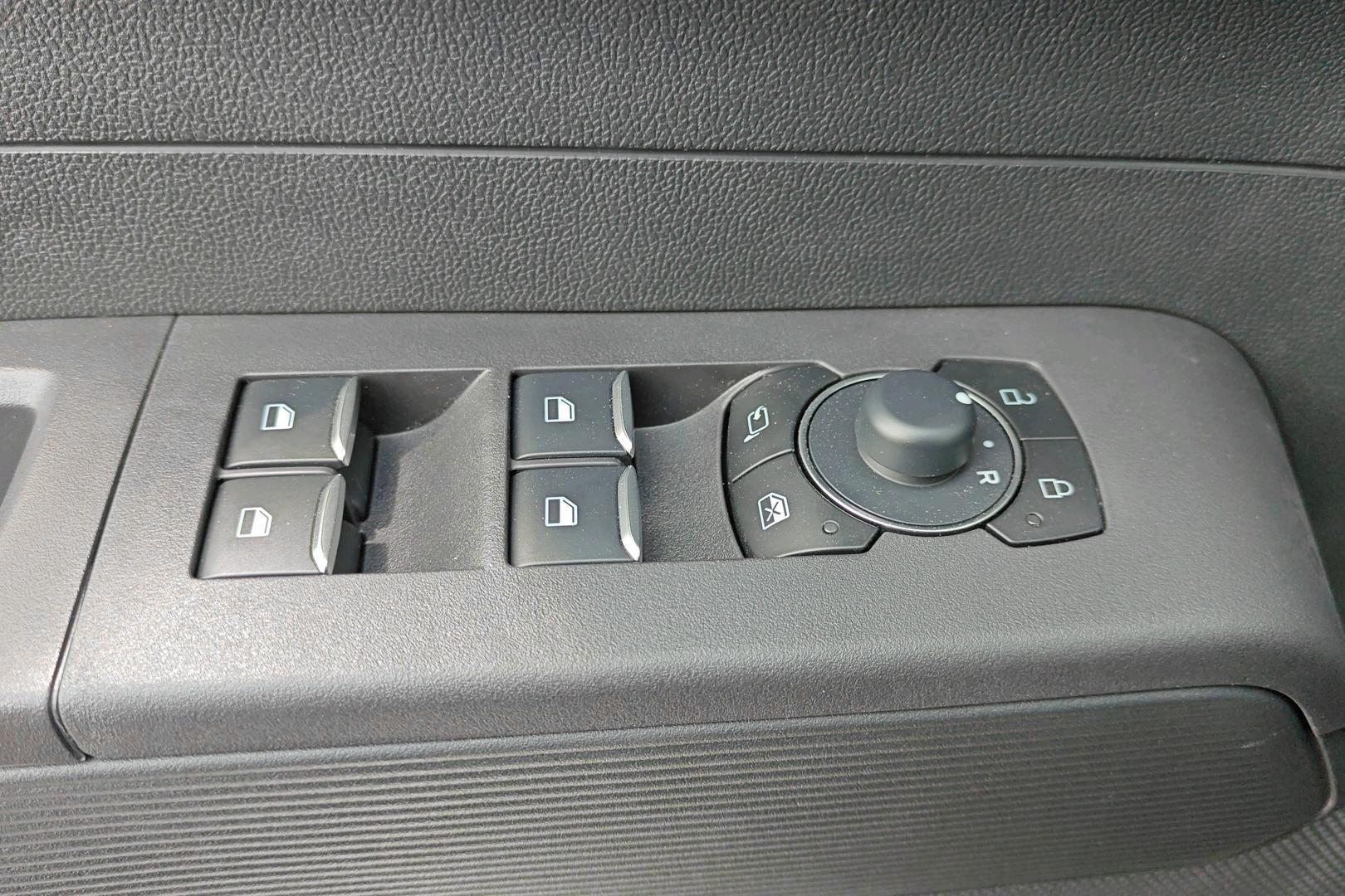 Ford Tourneo Courier 2025