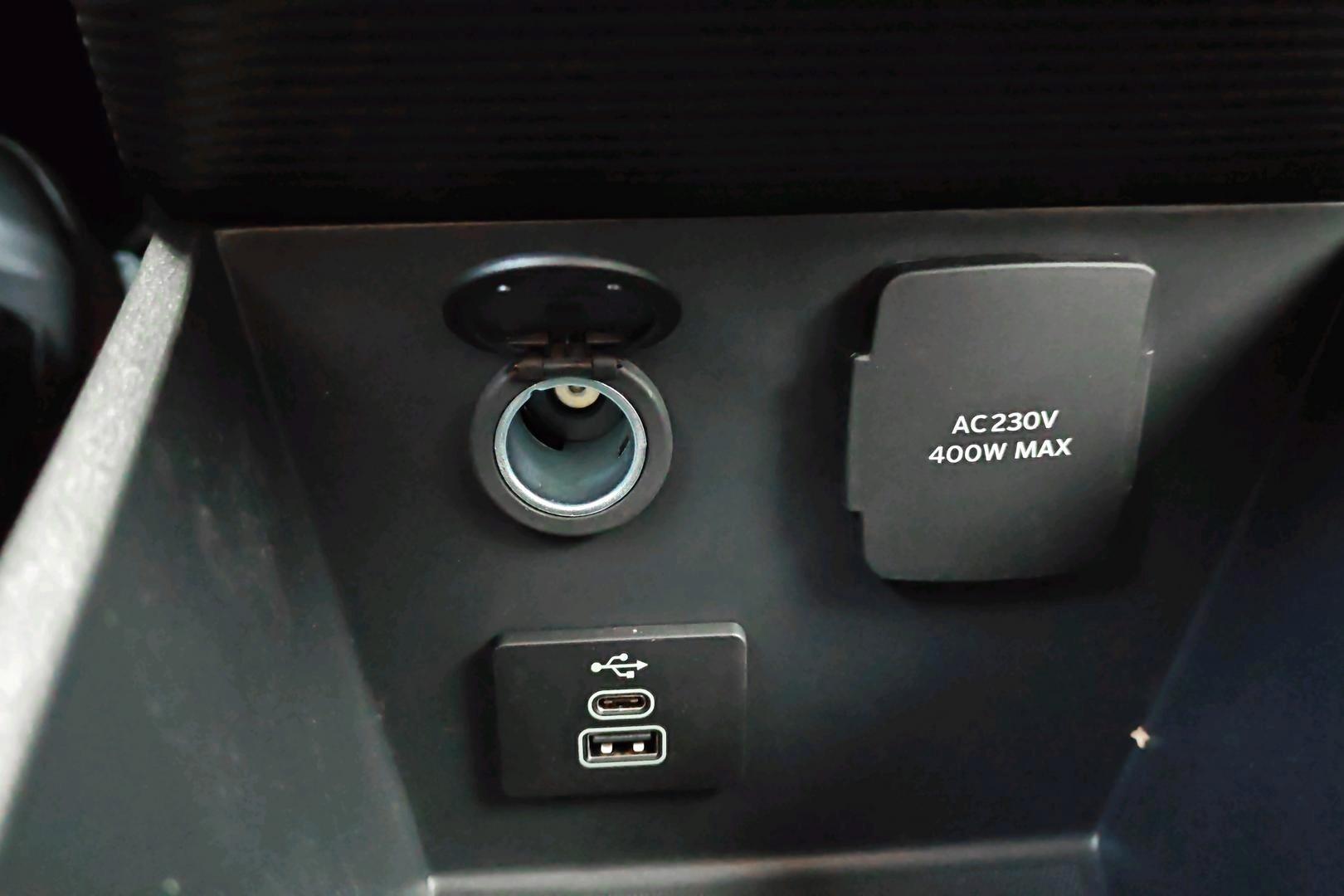 Ford Tourneo Courier 2025