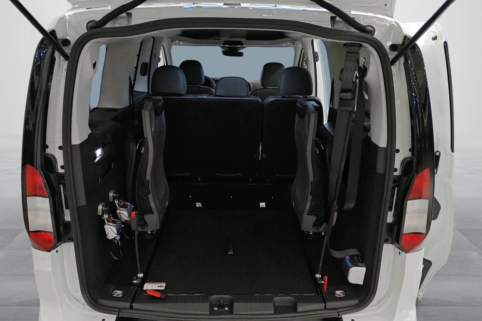 Ford Grand Tourneo Connect 2025