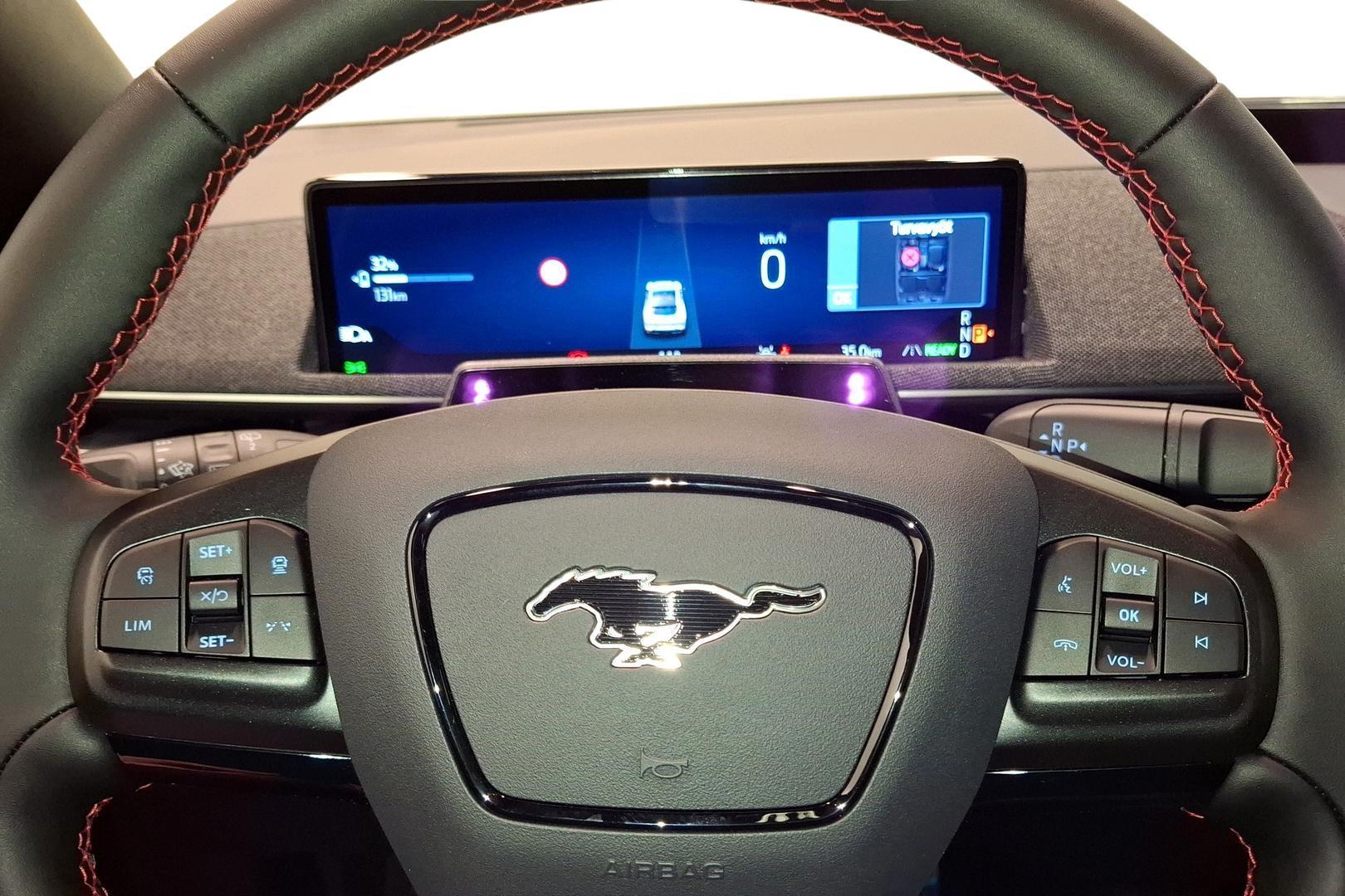 Ford Mustang Mach-E 2025