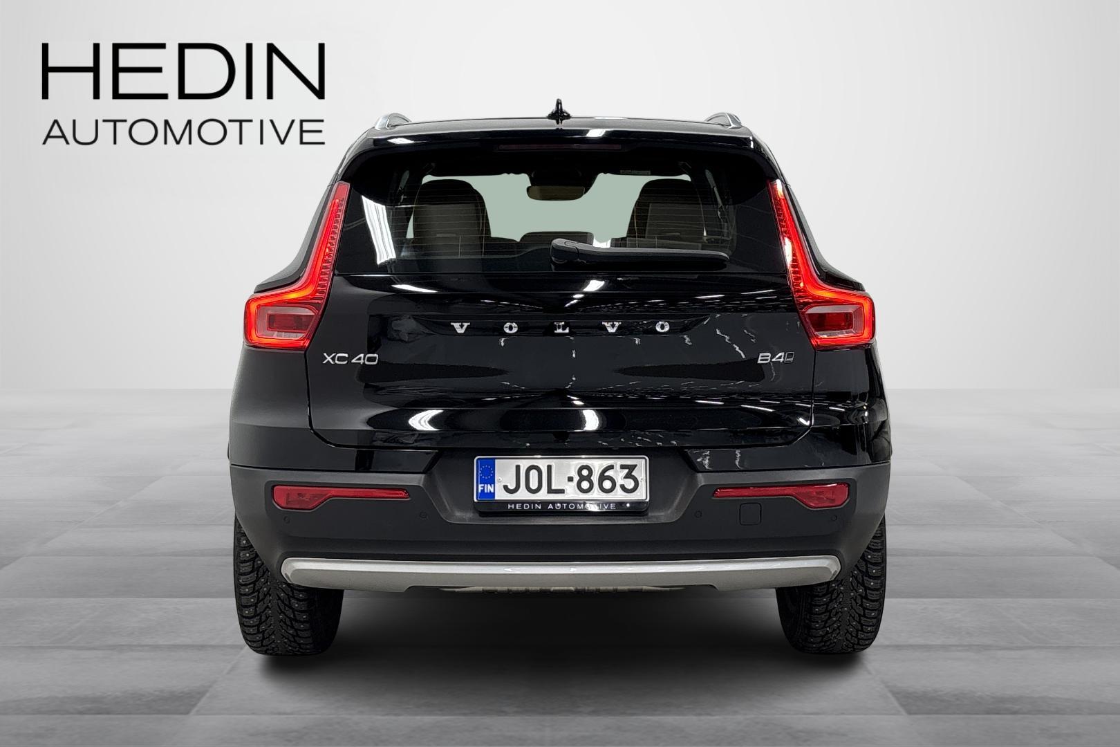 Volvo XC40 2021