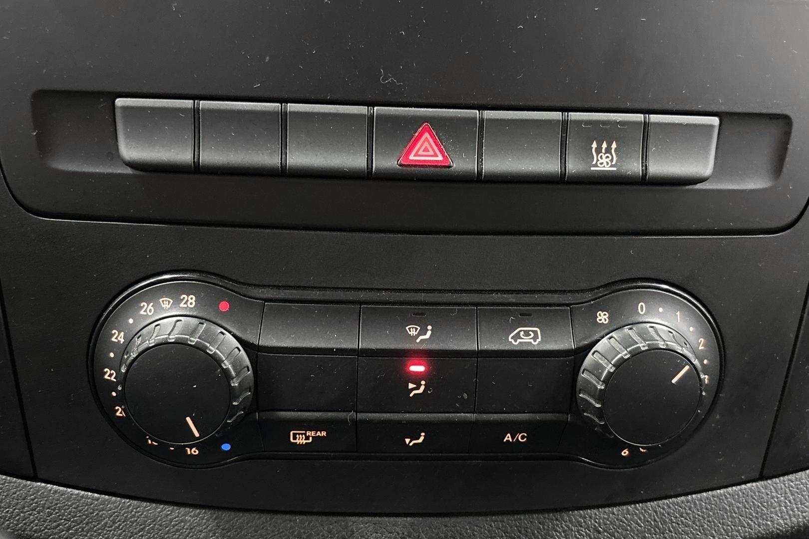 Mercedes-Benz Vito 23