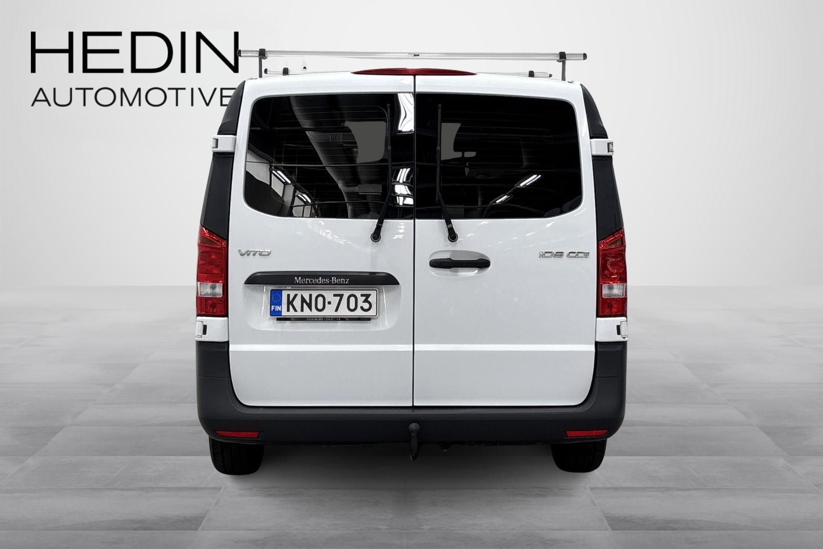 Mercedes-Benz Vito 4