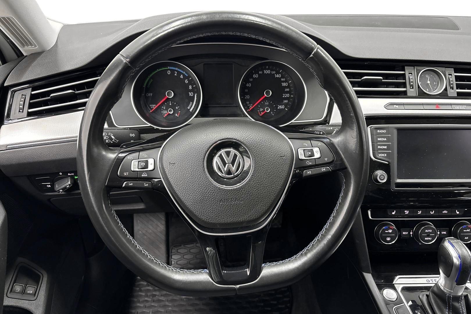 Volkswagen Passat 2016