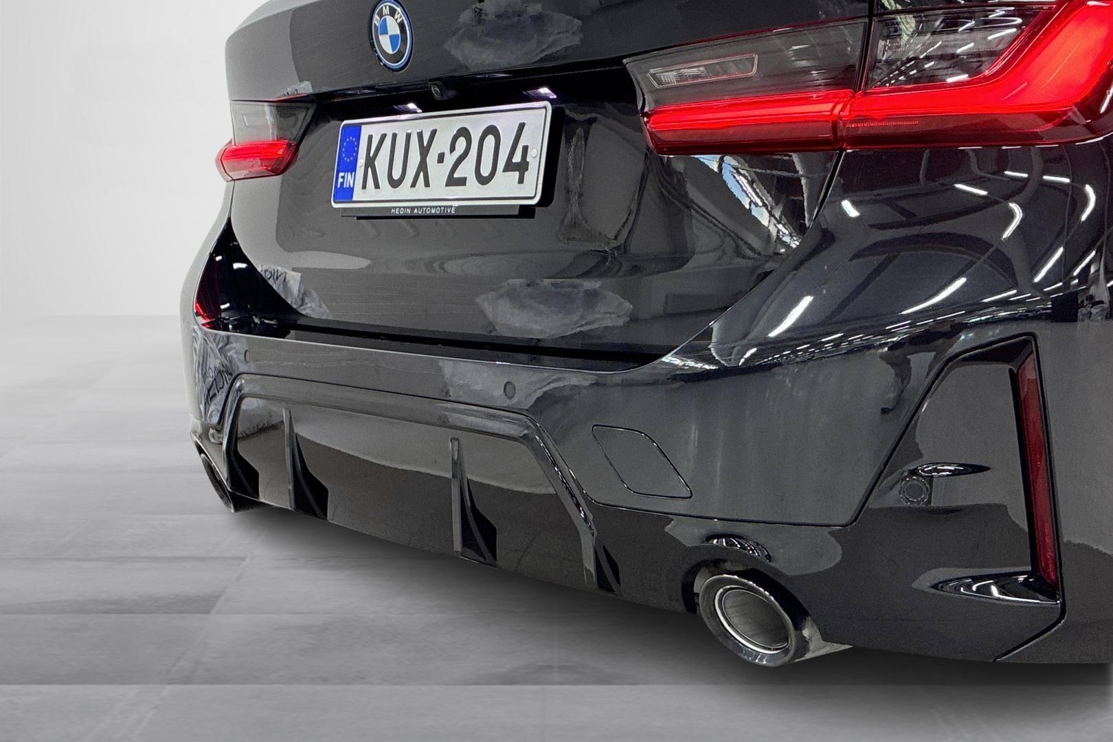 BMW 330 2023