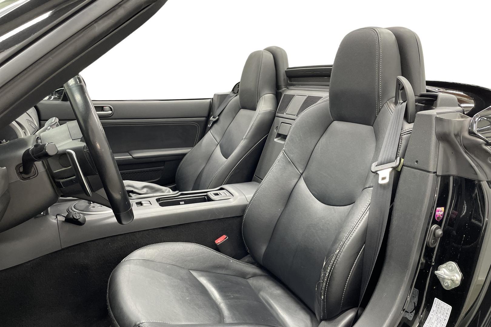 MAZDA MX-5 2010
