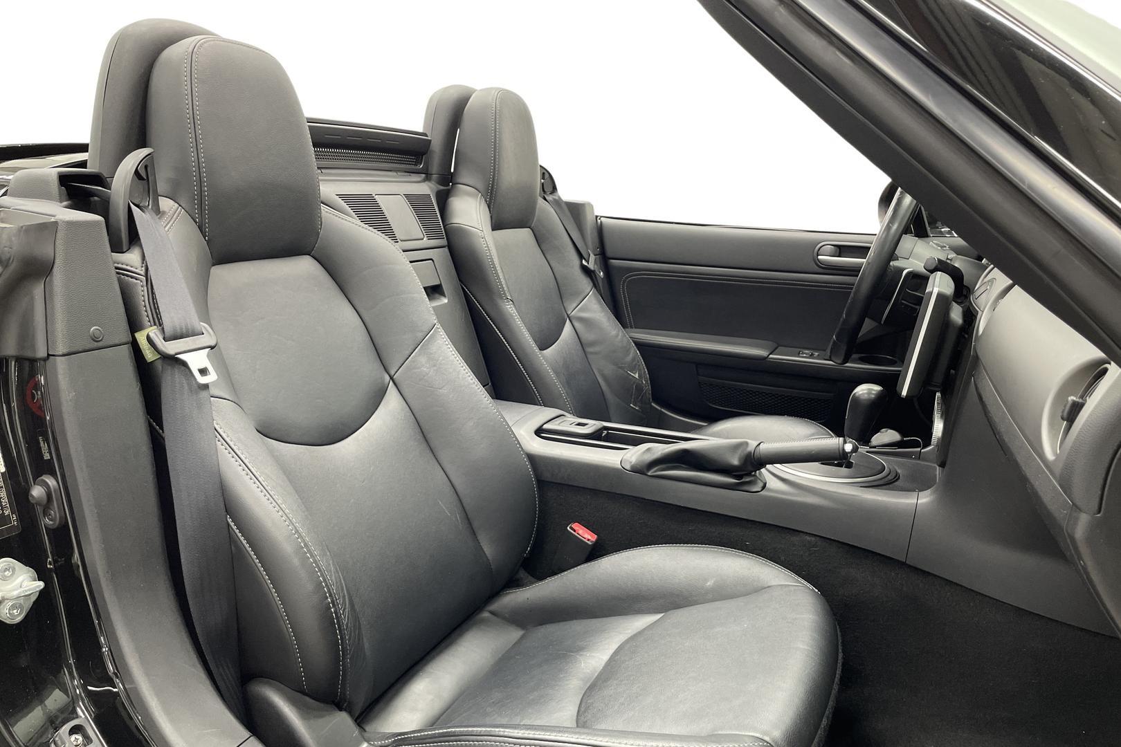 MAZDA MX-5 2010