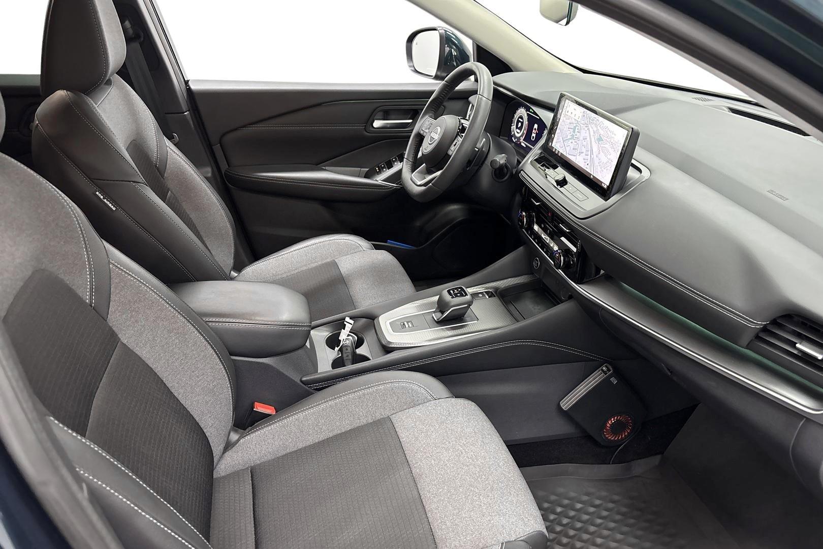 NISSAN Qashqai 2024