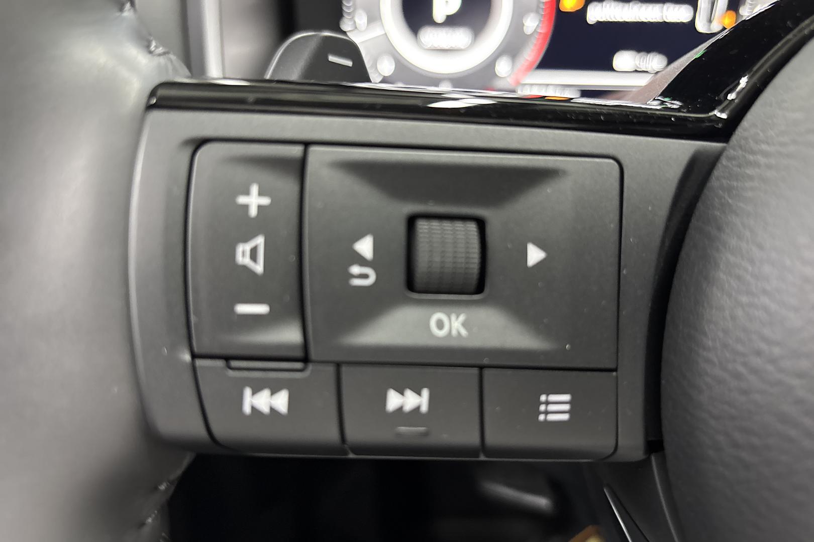 NISSAN Qashqai 2024