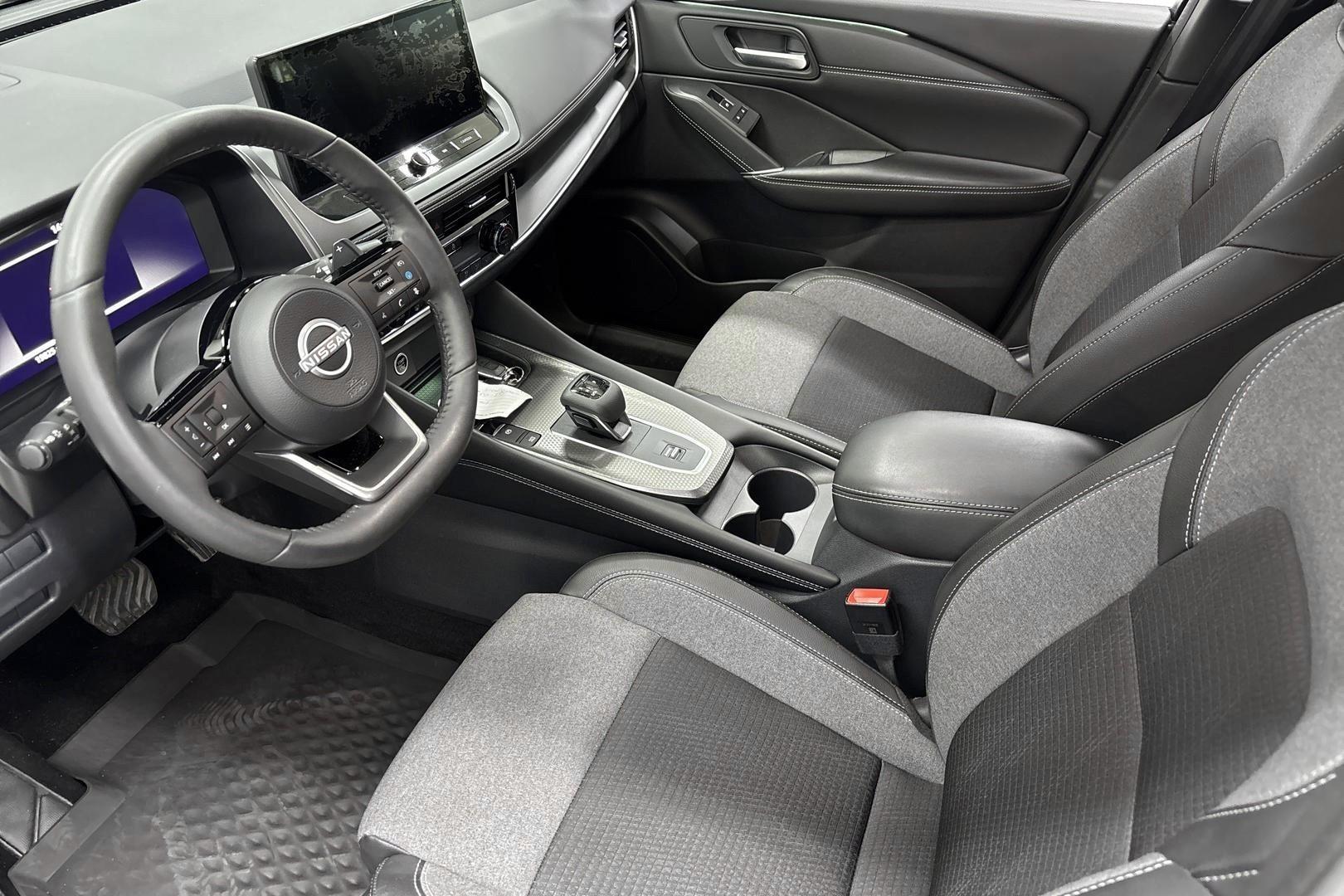 NISSAN Qashqai 2024