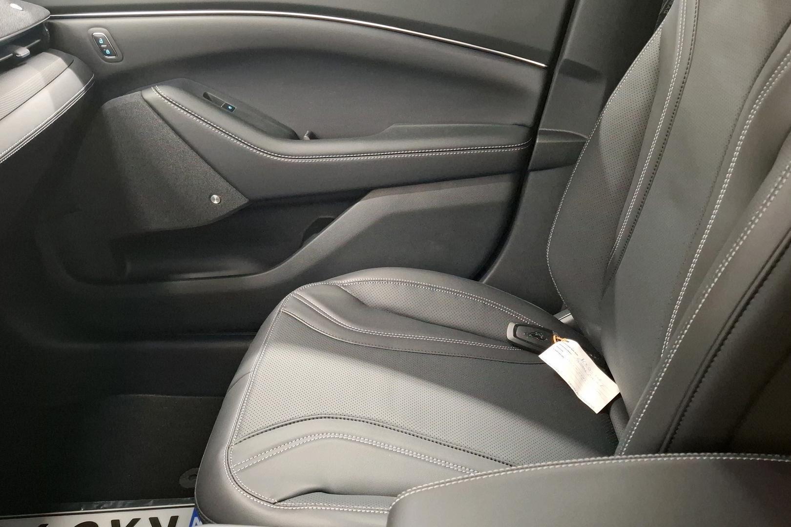 Ford Mustang Mach-E 2026