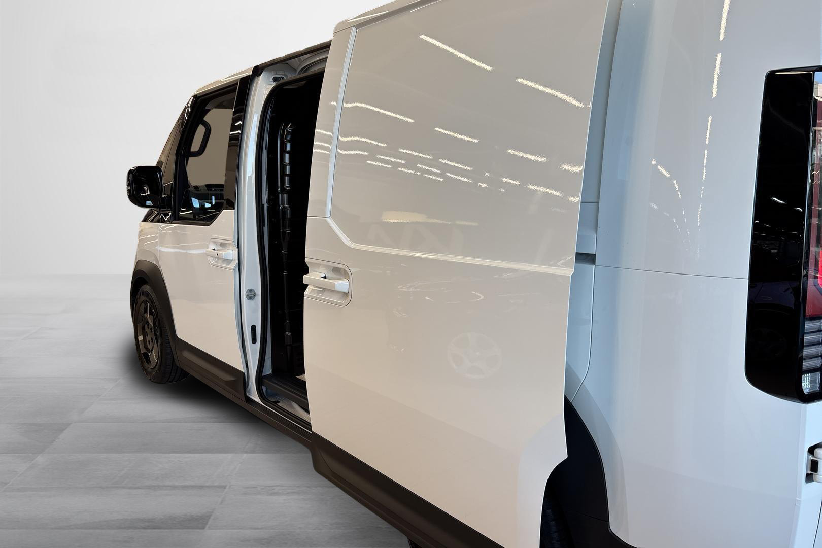 Kia PV5 Cargo 2026