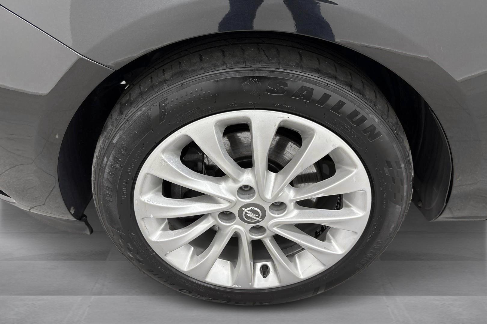 OPEL CORSA 2015