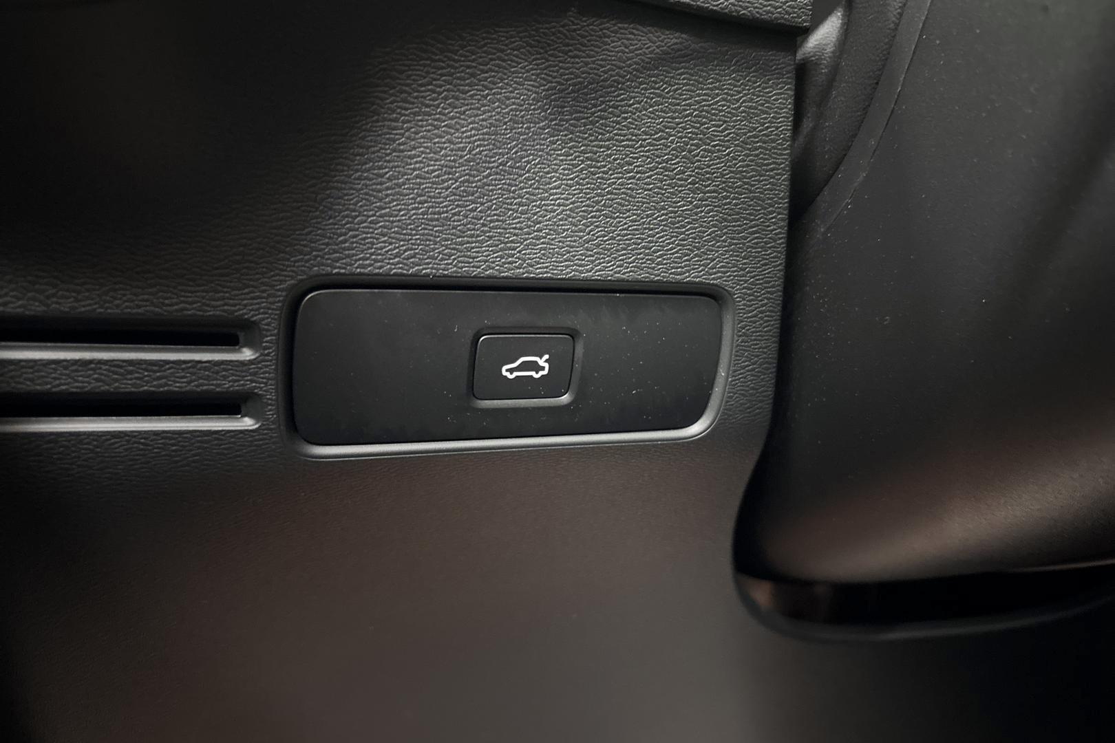Volvo EX40 2025