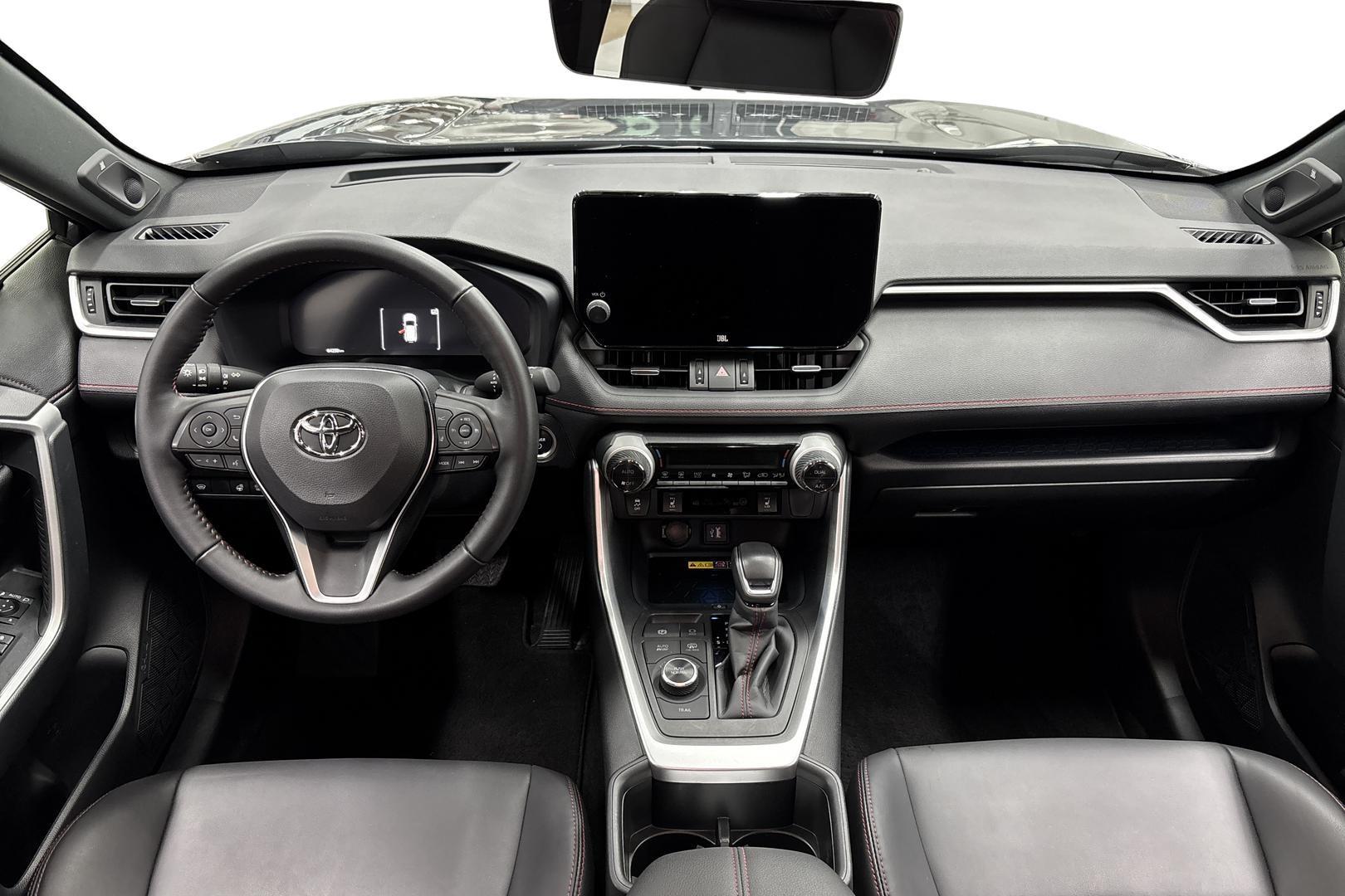 Toyota RAV4 Plug-in 2025