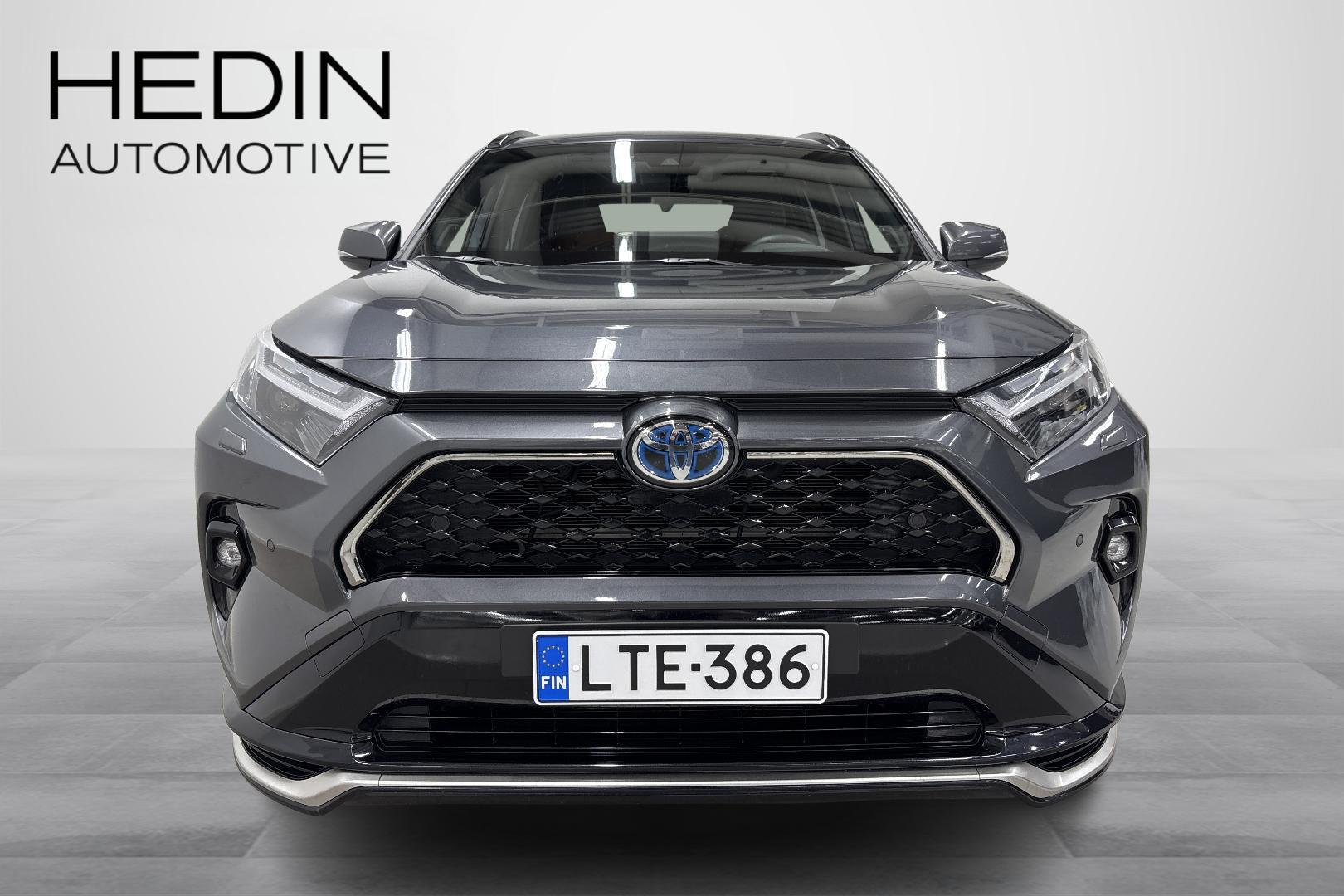 Toyota RAV4 Plug-in 2025
