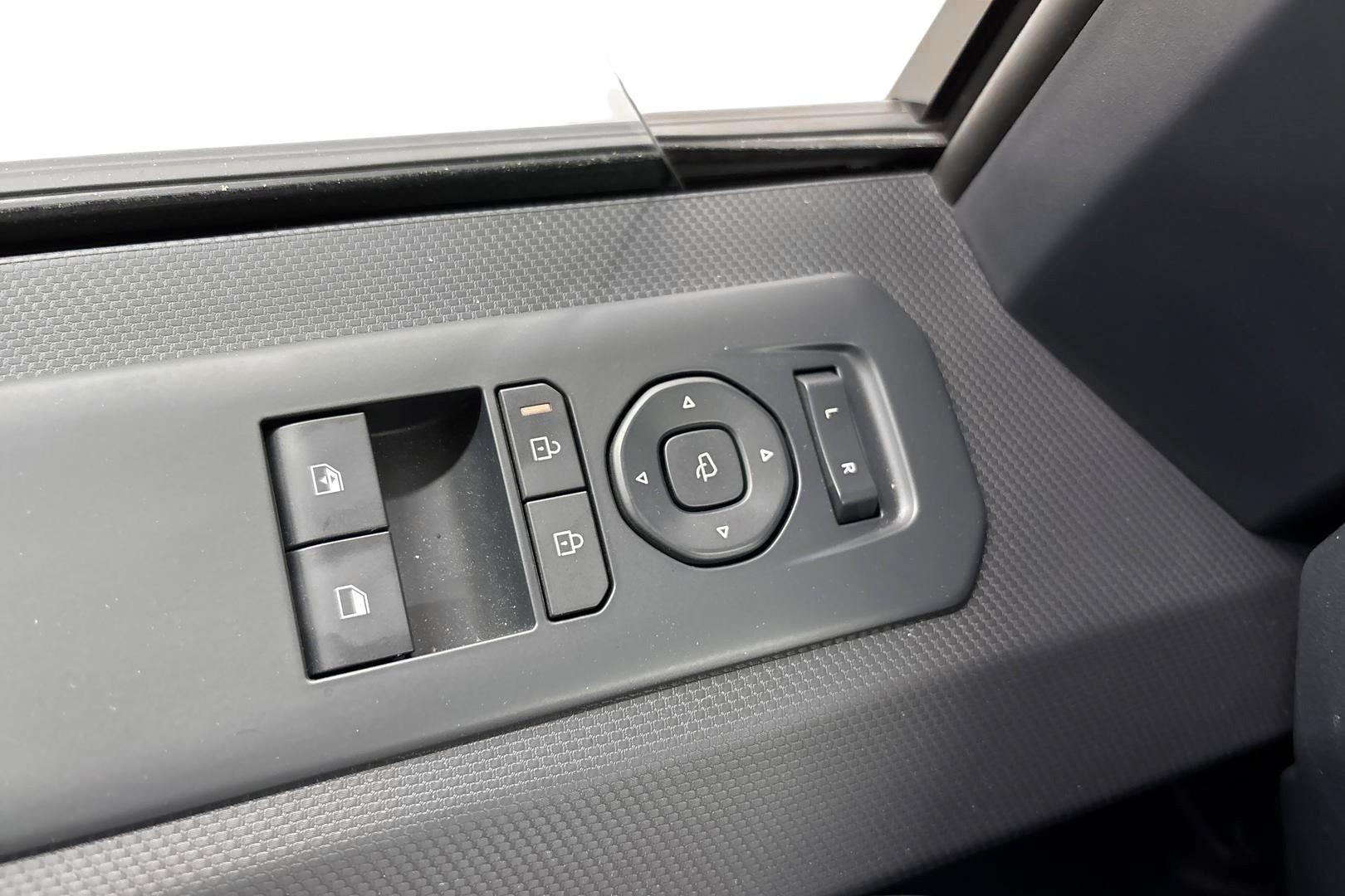 Kia PV5 Cargo 2025
