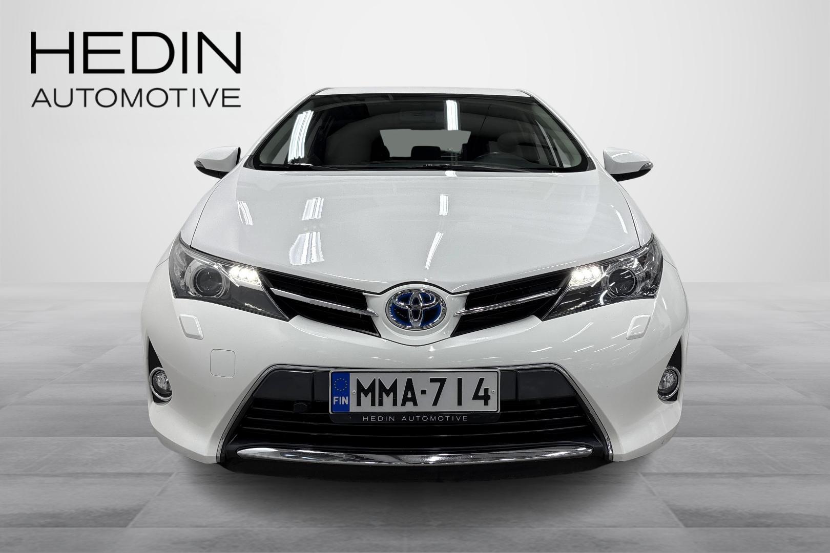 TOYOTA AURIS 2014